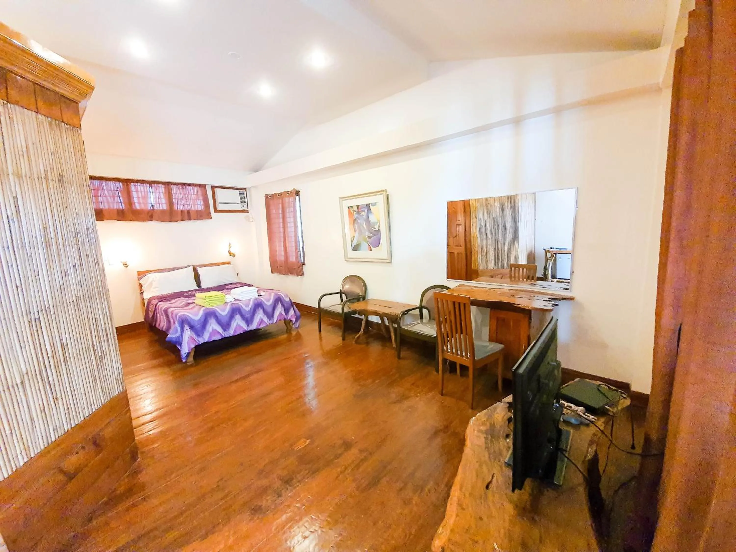 Photo of the whole room, Bed in Cocoloco Beach Resort