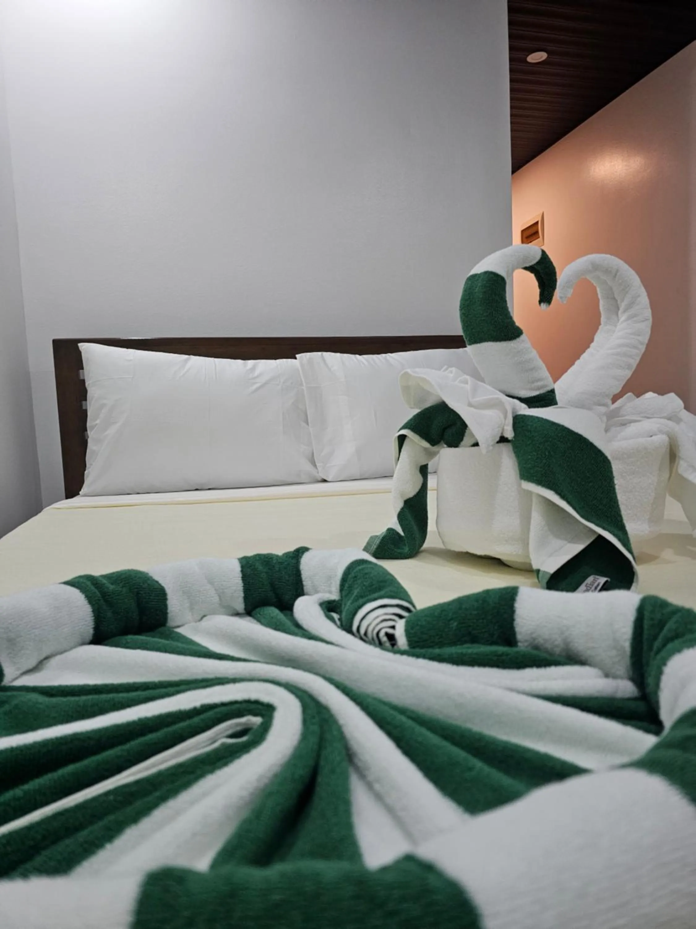 Bed in Cocoloco Beach Resort