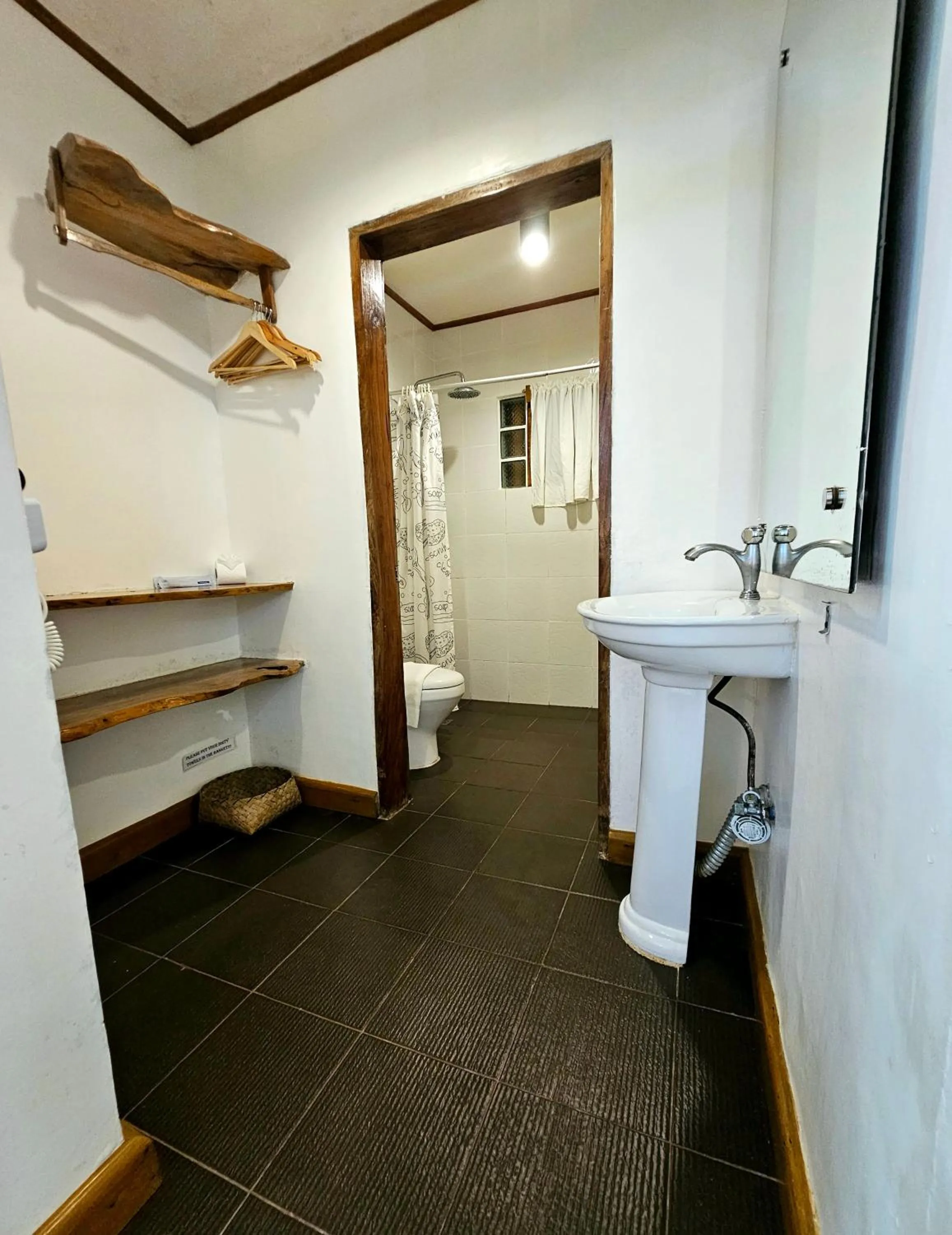 Bathroom in Cocoloco Beach Resort