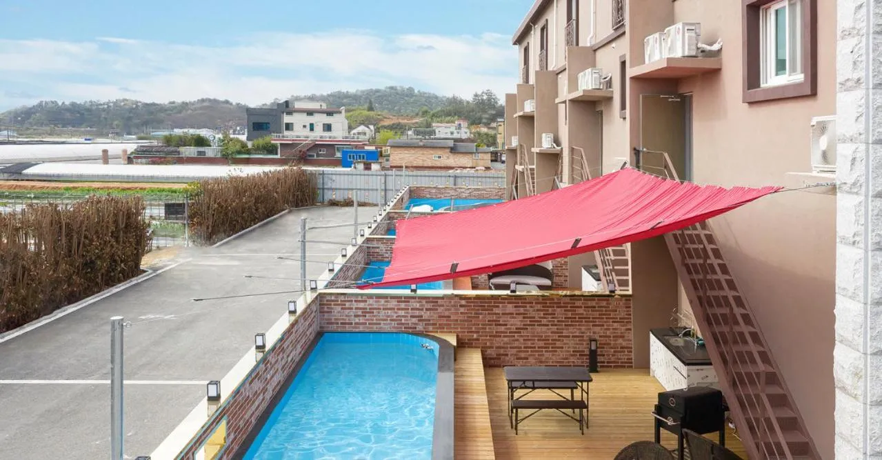 The Bay Hotel and Pool Villa