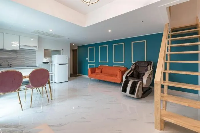 The Bay Hotel and Pool Villa