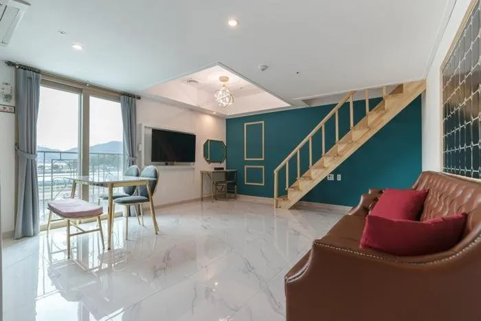 The Bay Hotel and Pool Villa