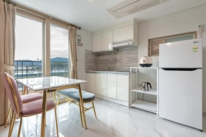 The Bay Hotel and Pool Villa