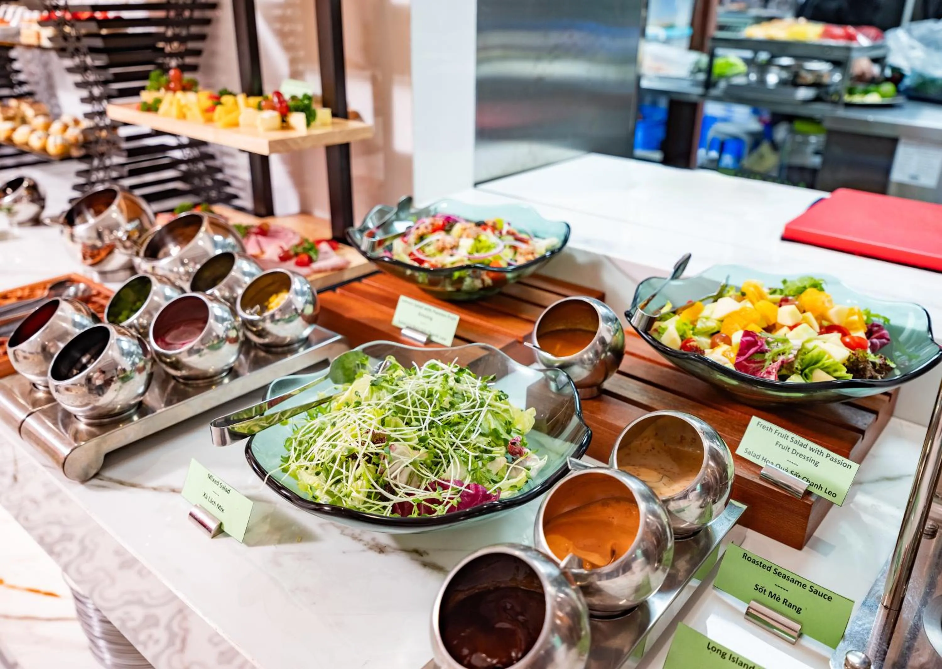 Restaurant/places to eat in L'Signature Hotel & Spa