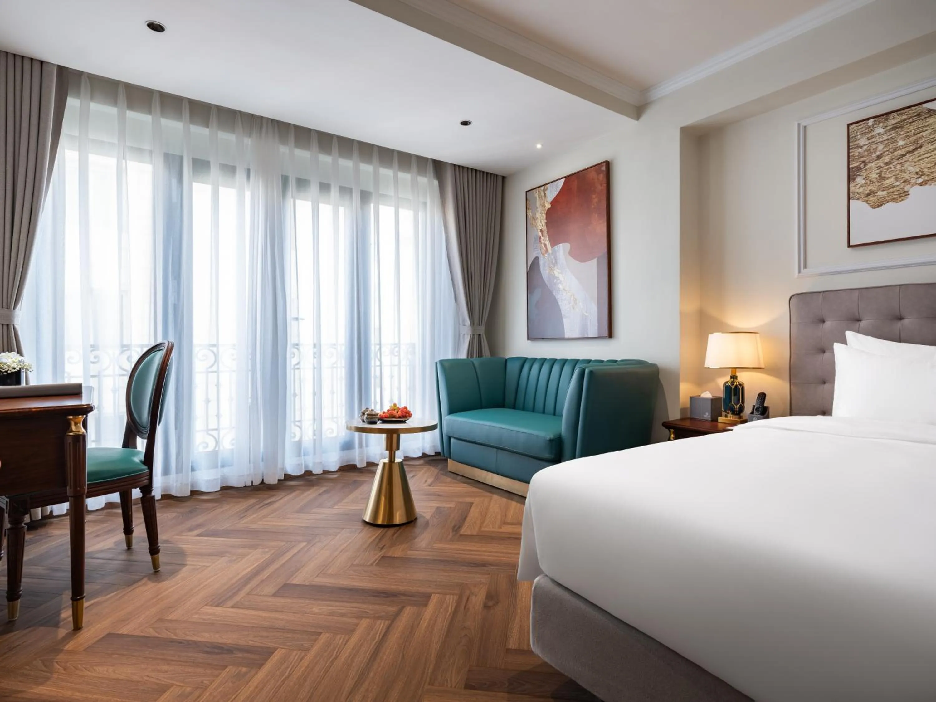 Seating area, Bed in L'Signature Hotel & Spa