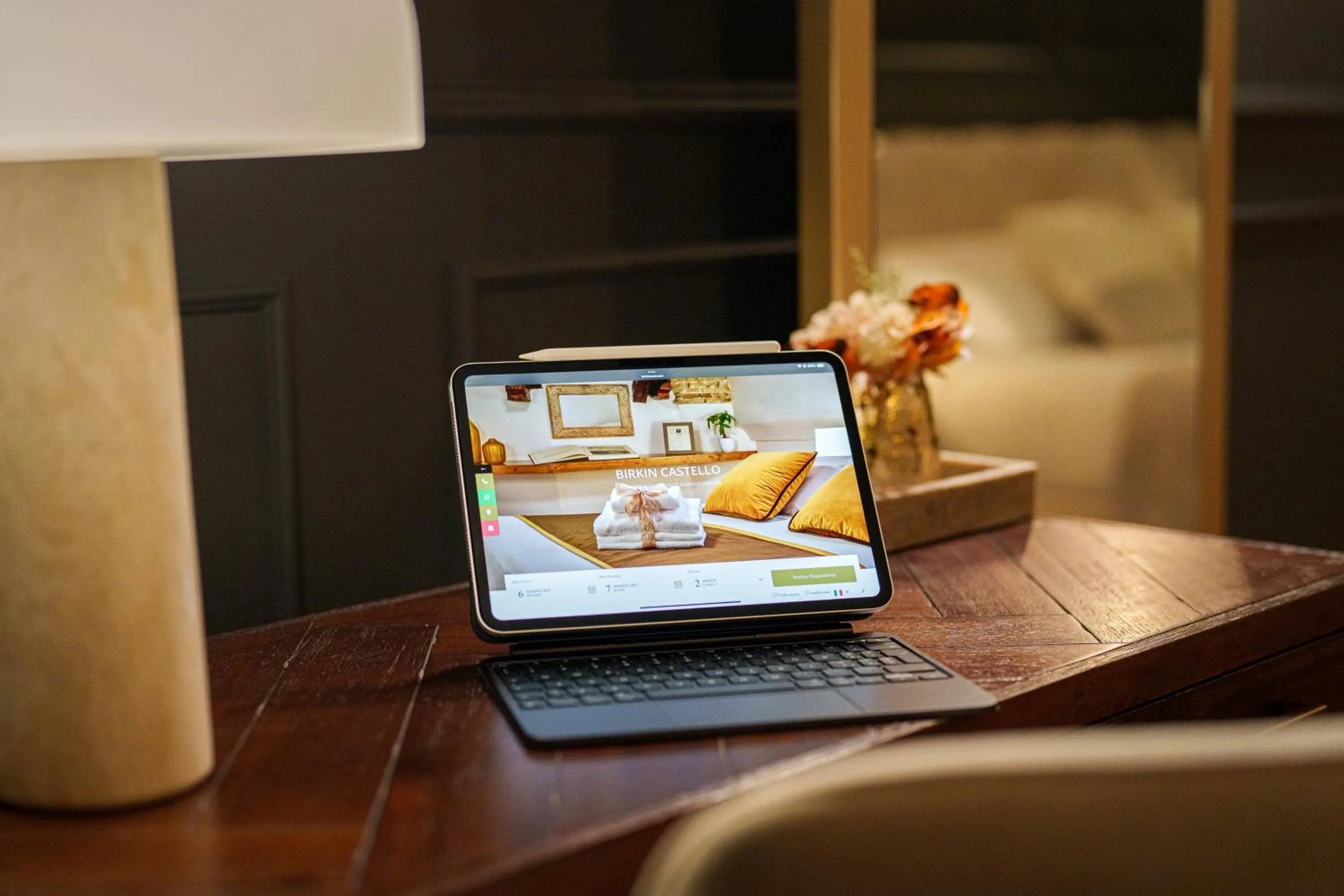 Decorative detail in Albergo Diffuso Birkin Castello