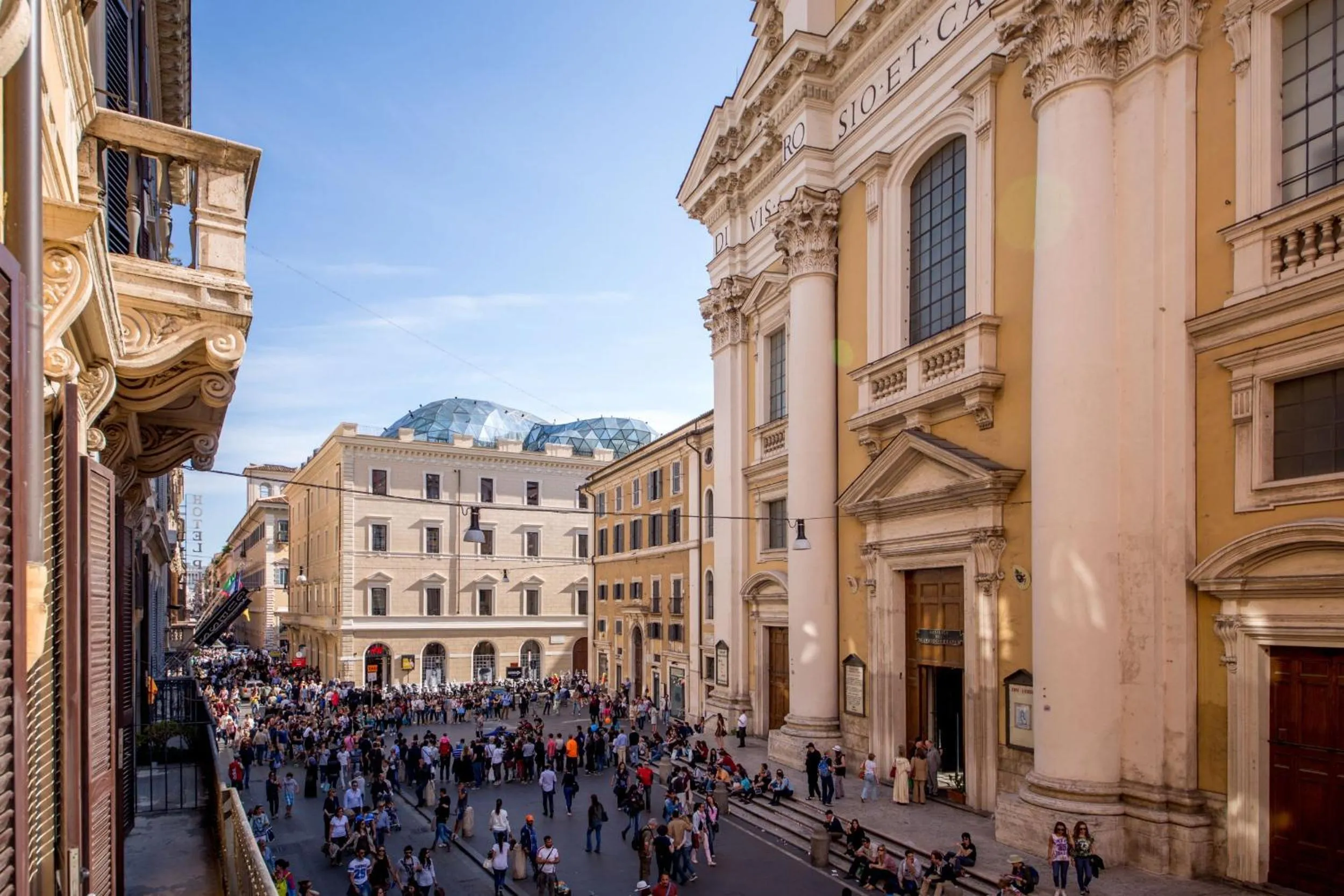 Bird's eye view in Corso Grand Suite