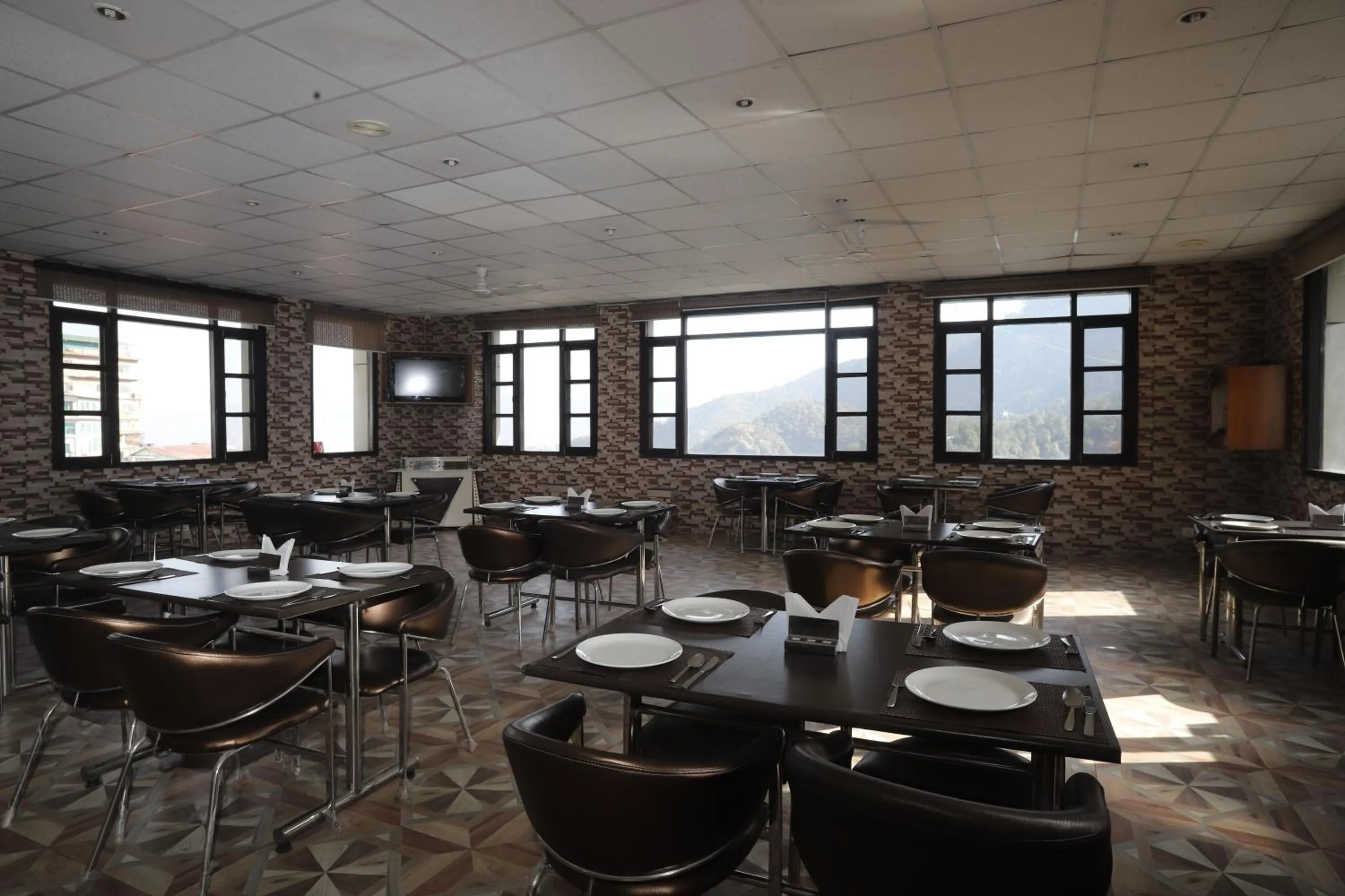 Beyond Stay Paradise Continental Mussoorie