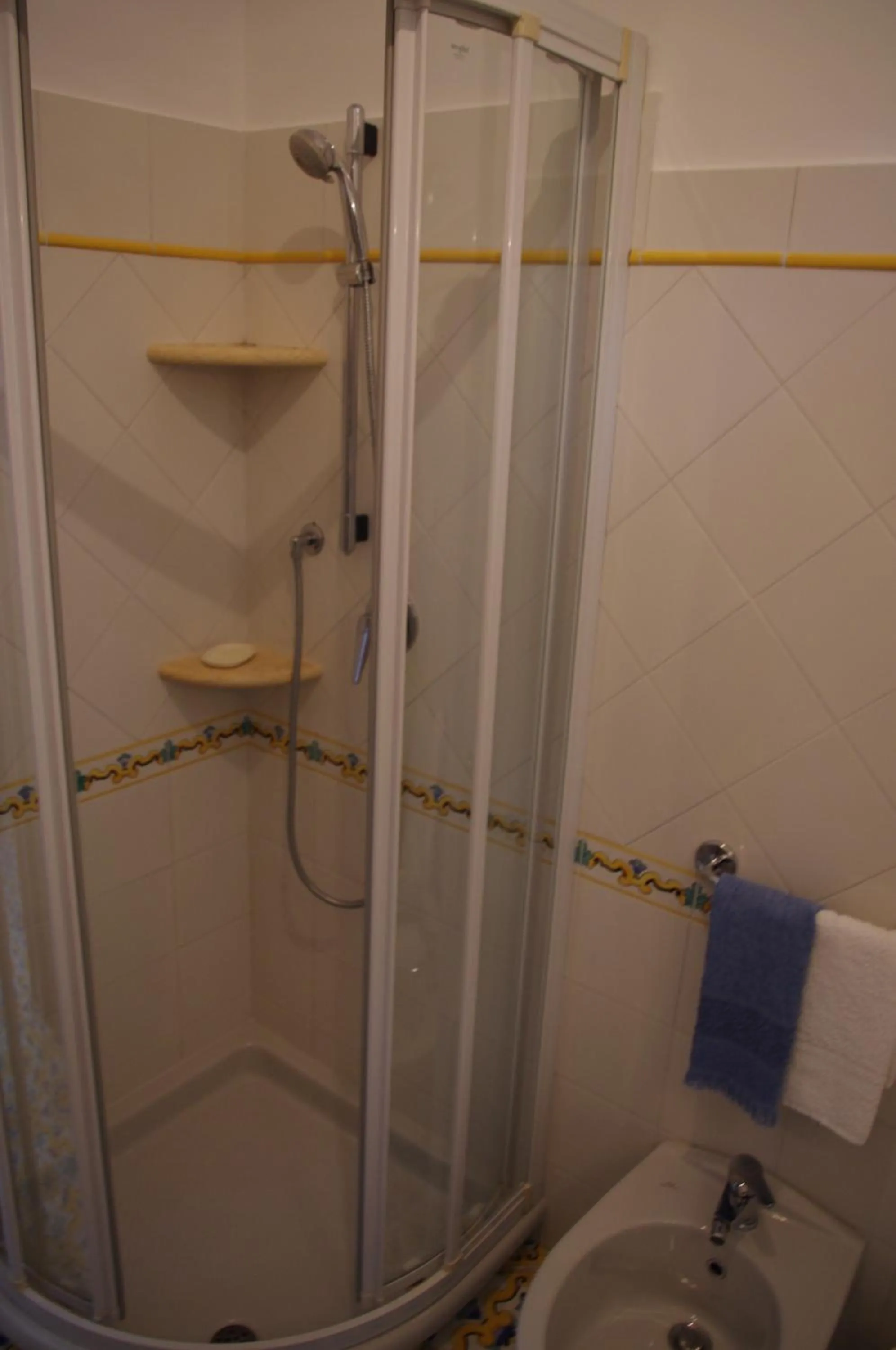 Shower in Casa Fortunata