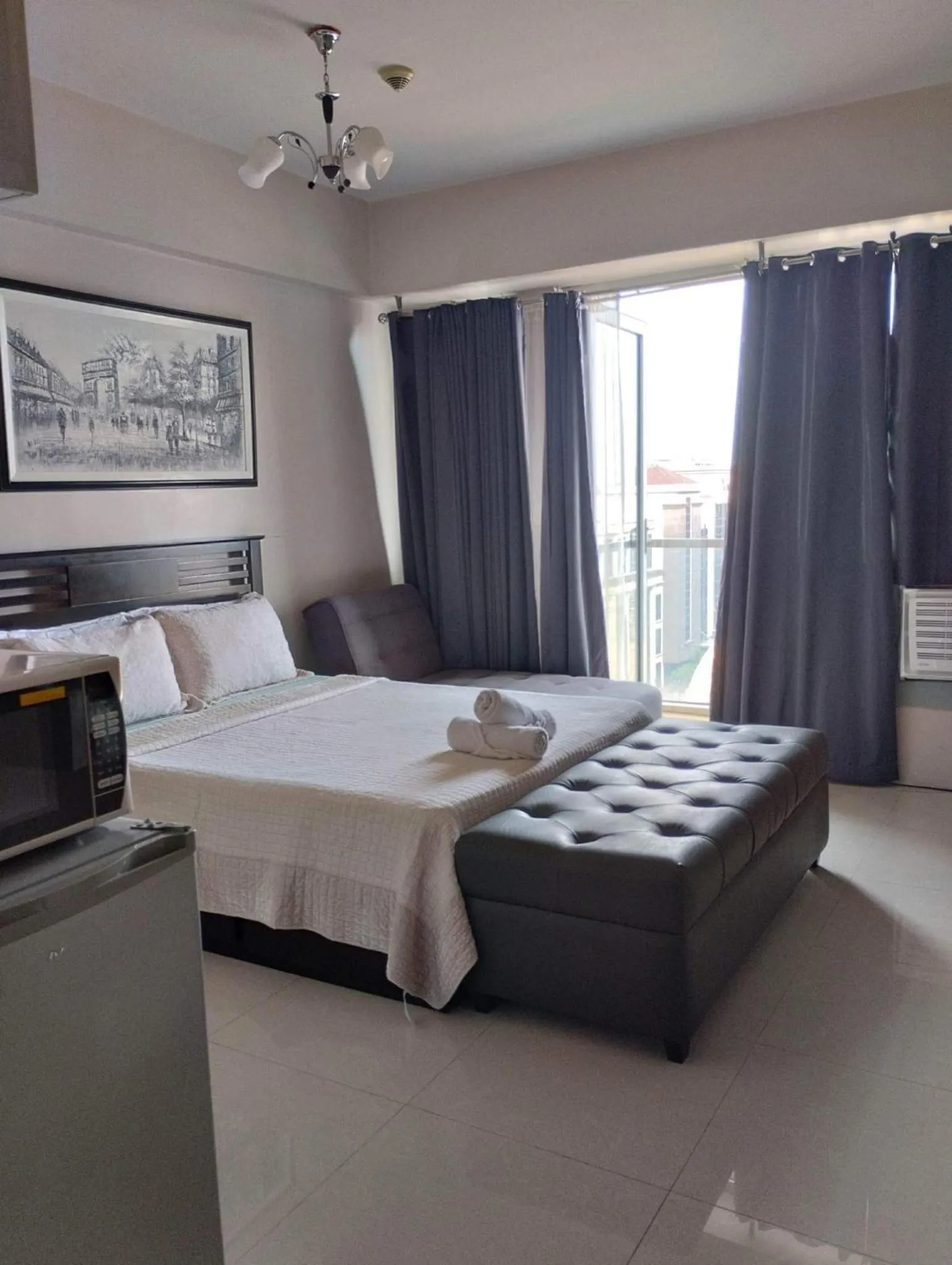 Bed in One Palm Tree Villas