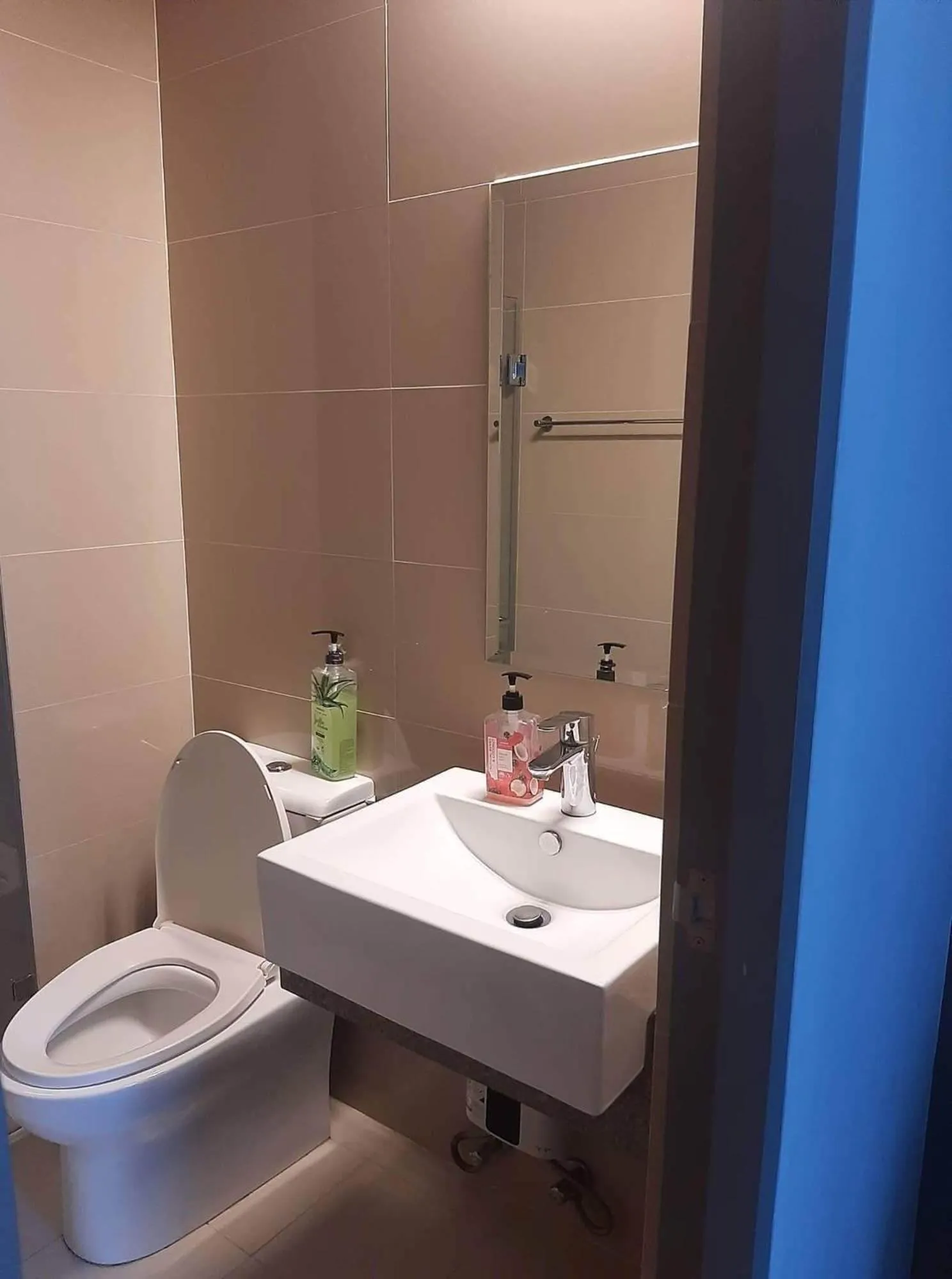 Toilet in One Palm Tree Villas