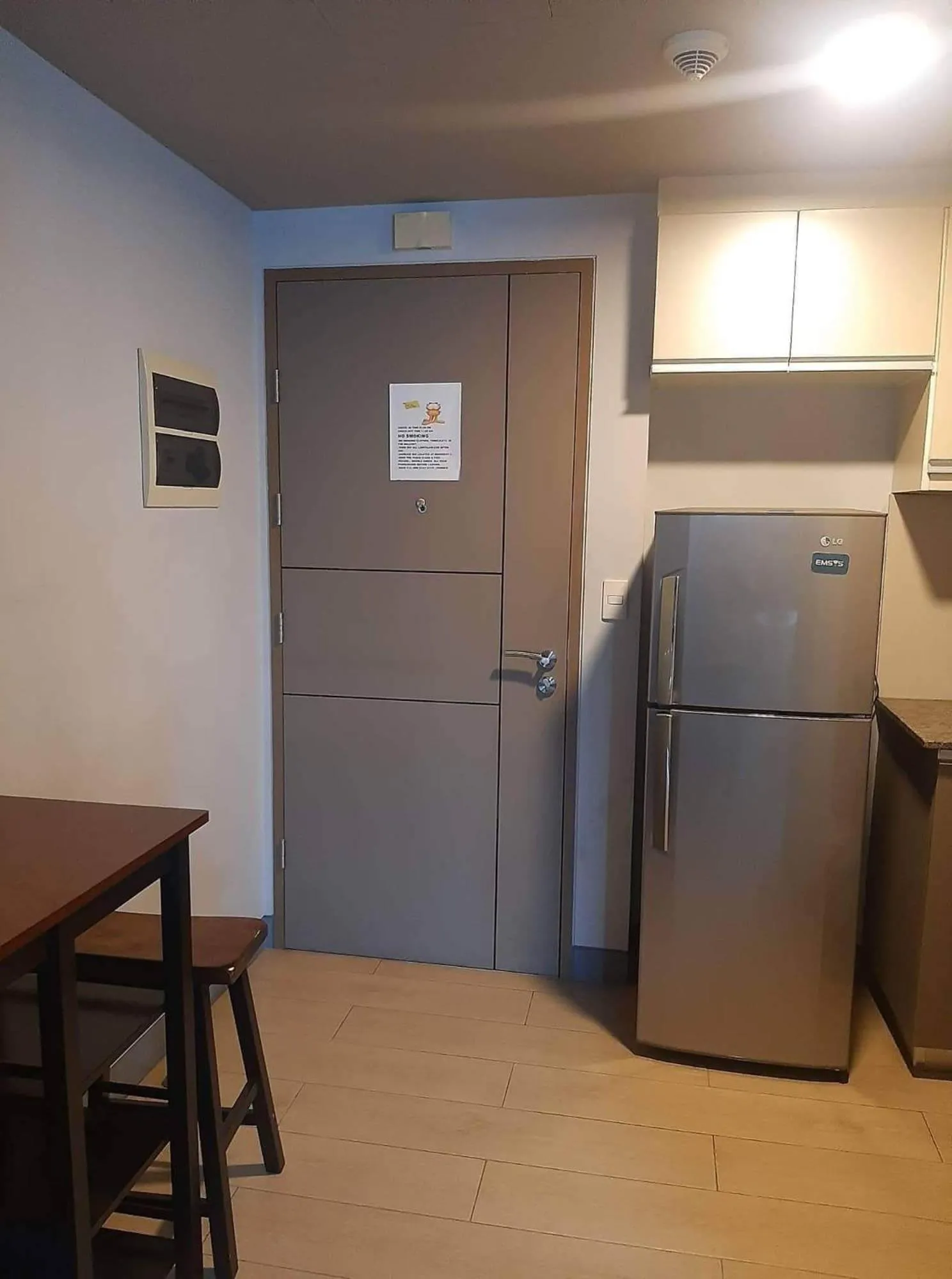 Kitchen or kitchenette in One Palm Tree Villas