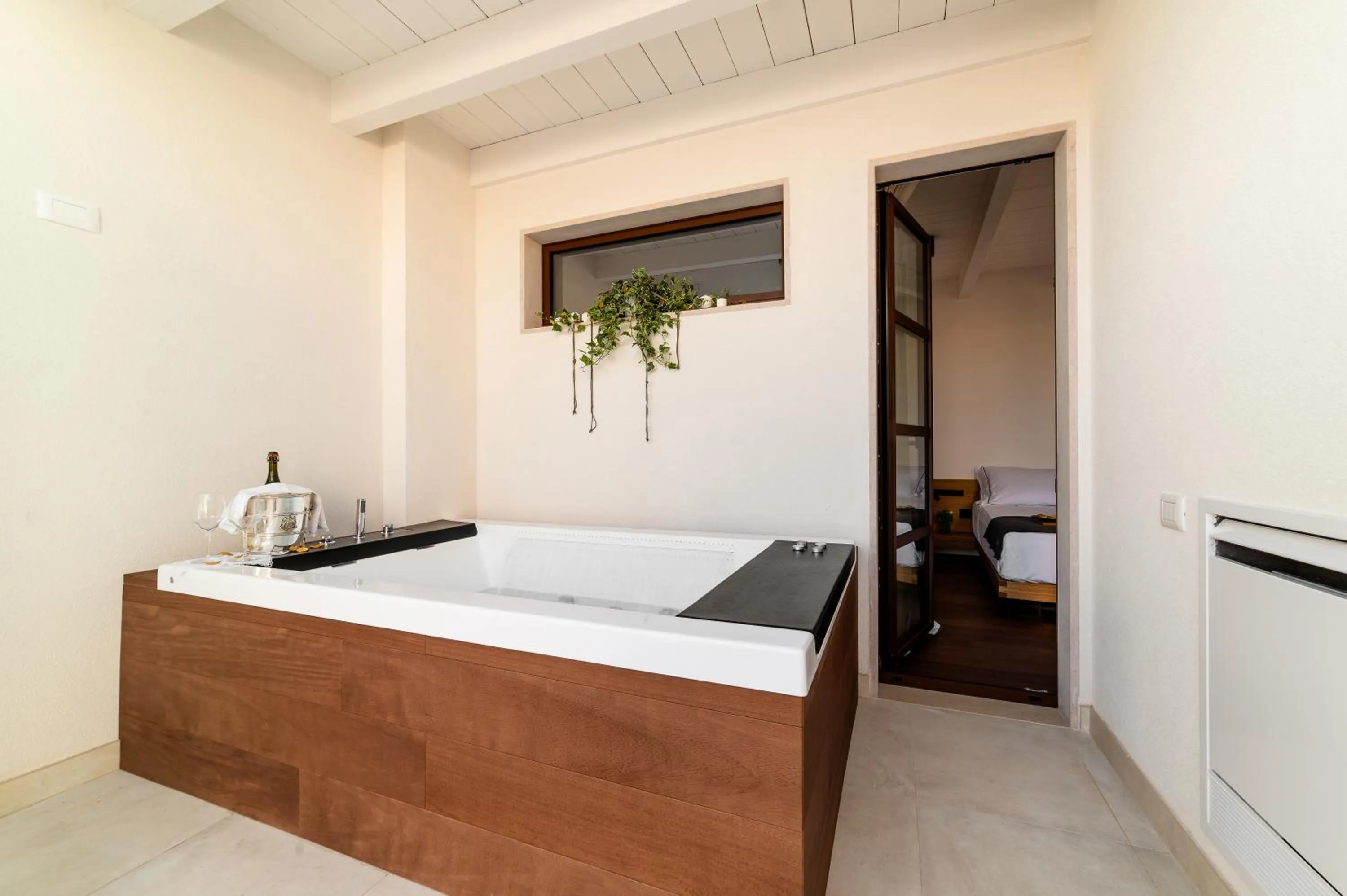 Hot Tub, Bed in Arringo - Stay comfy