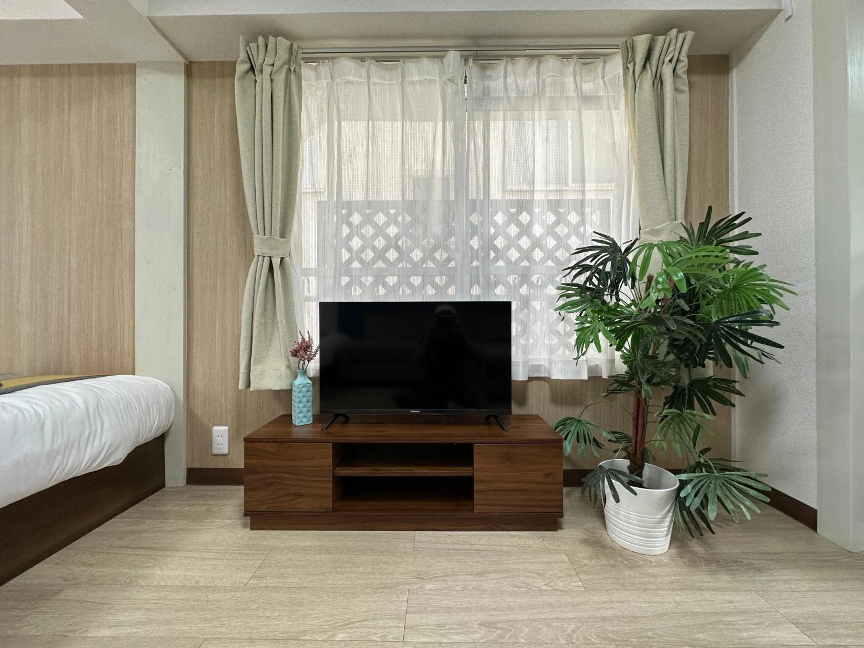 Bed in nestay apartment tokyo otsuka