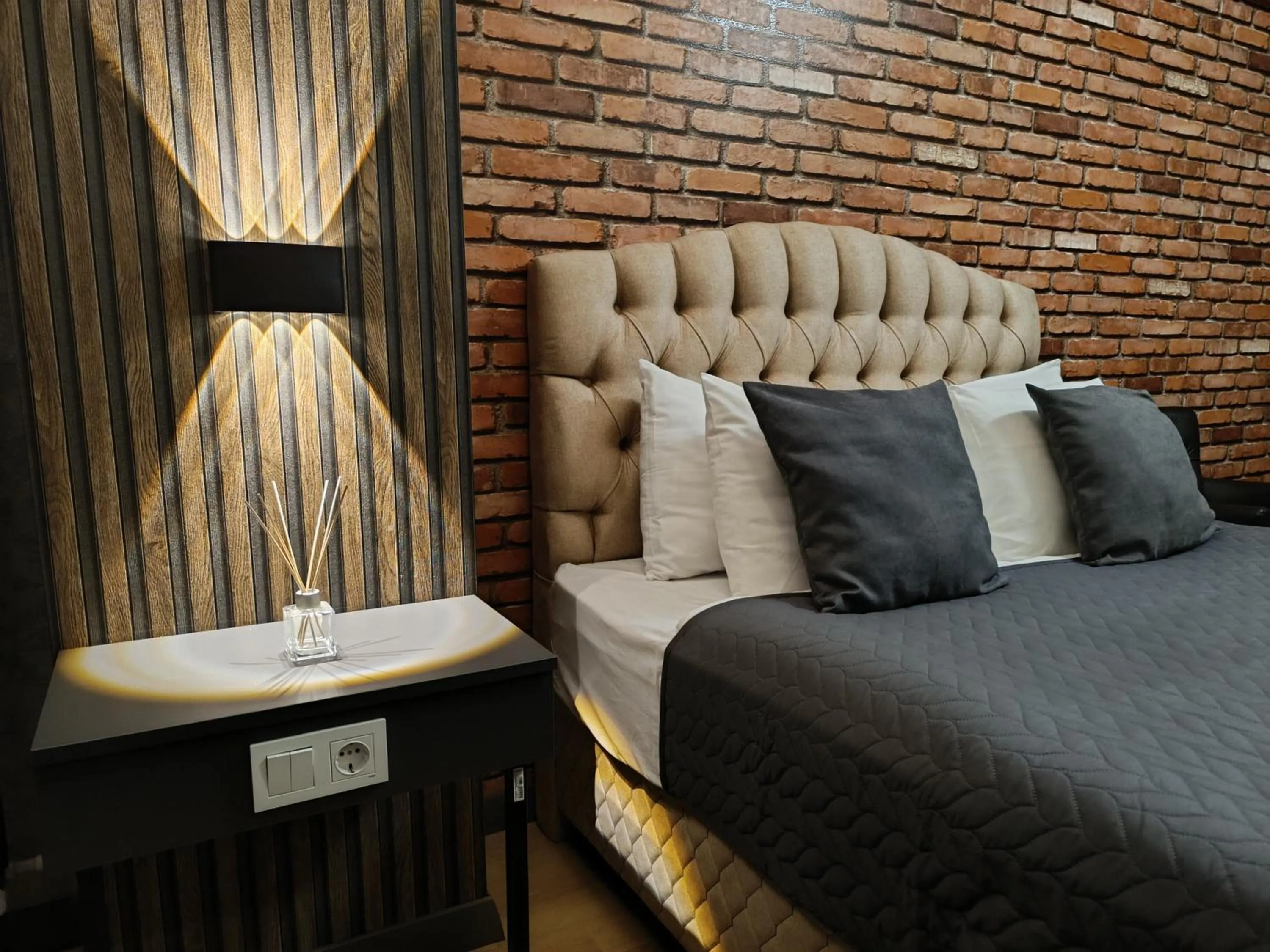 Bed in Nomad Hub Istanbul Residence