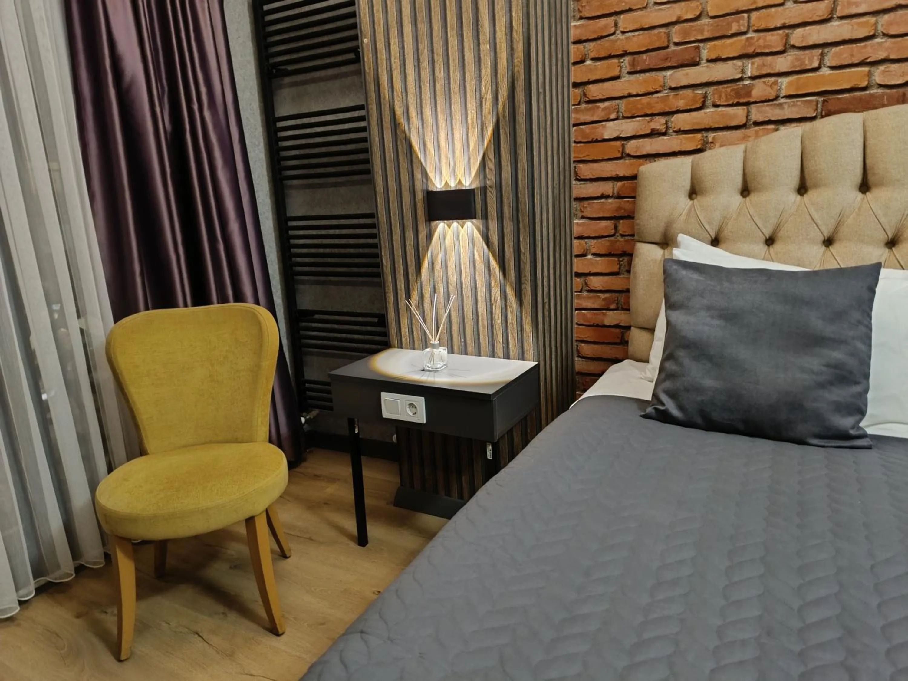 Bed in Nomad Hub Istanbul Residence