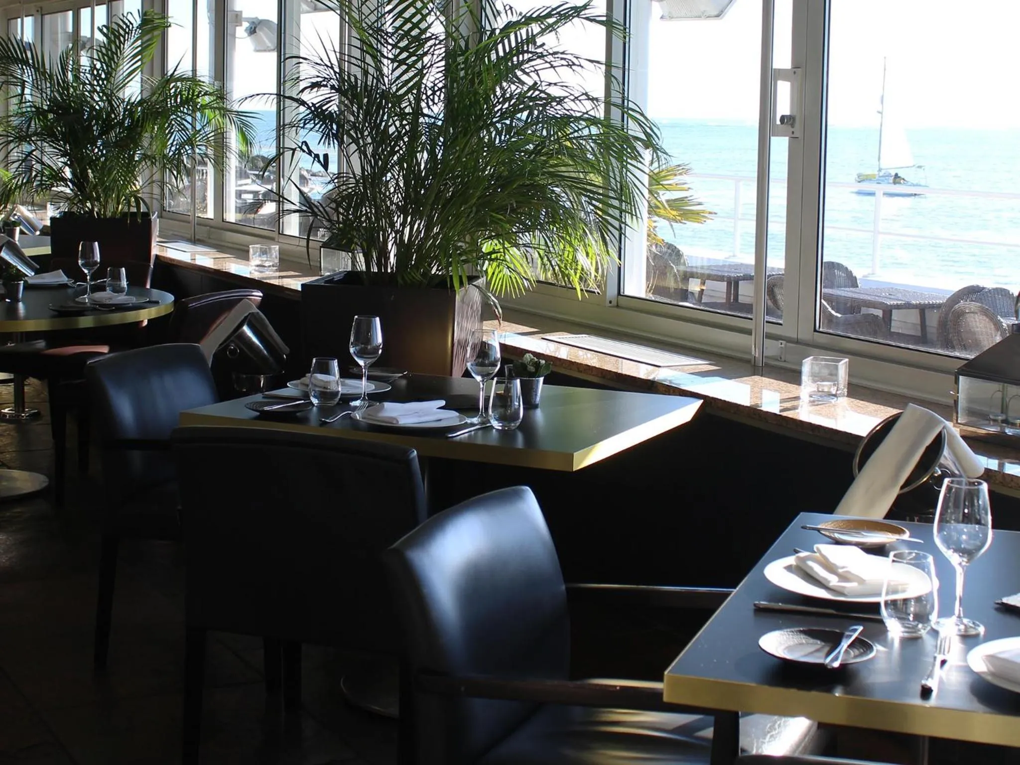 Restaurant/places to eat in Haven Hotel