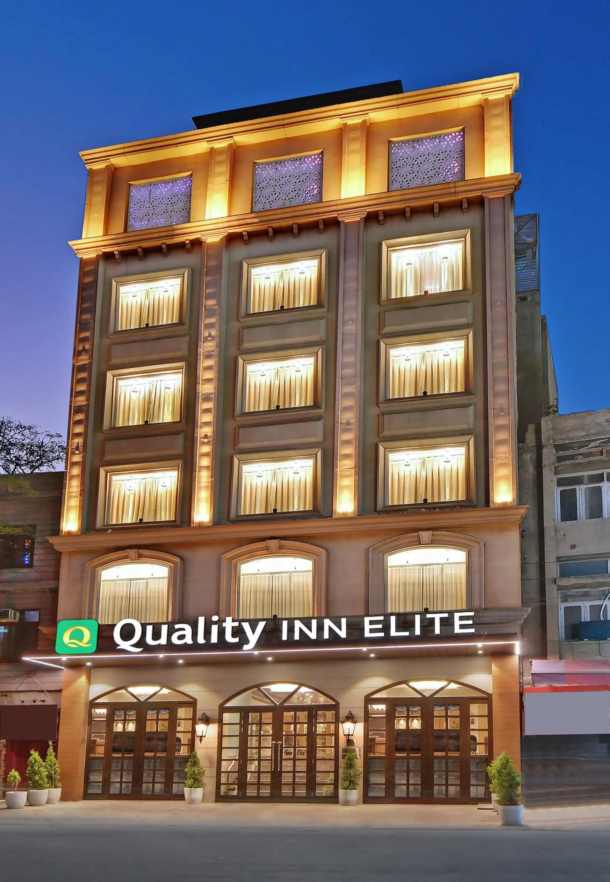 Quality Inn Elite Levelup Boutique
