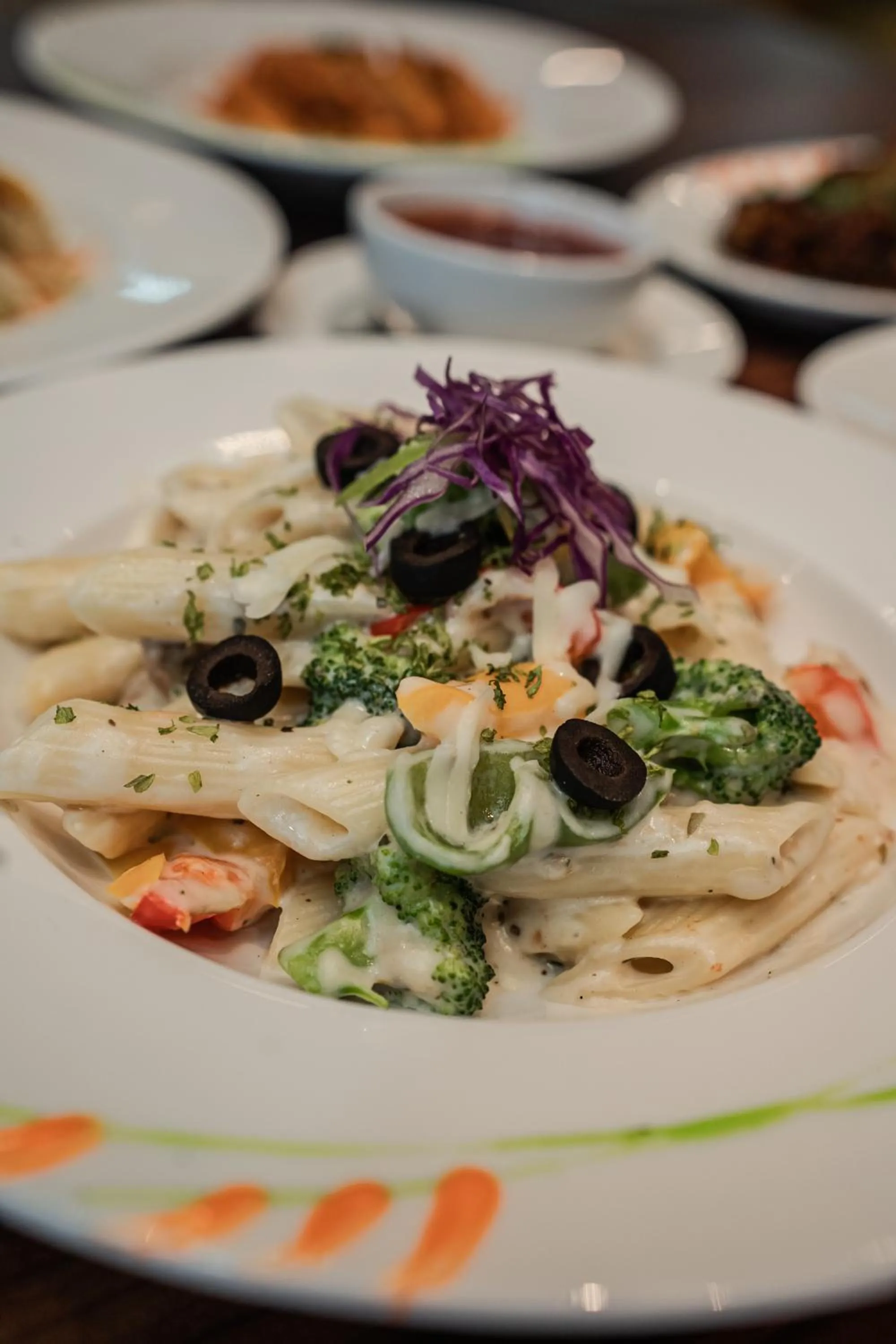 Food in Quality Inn Elite Levelup Boutique