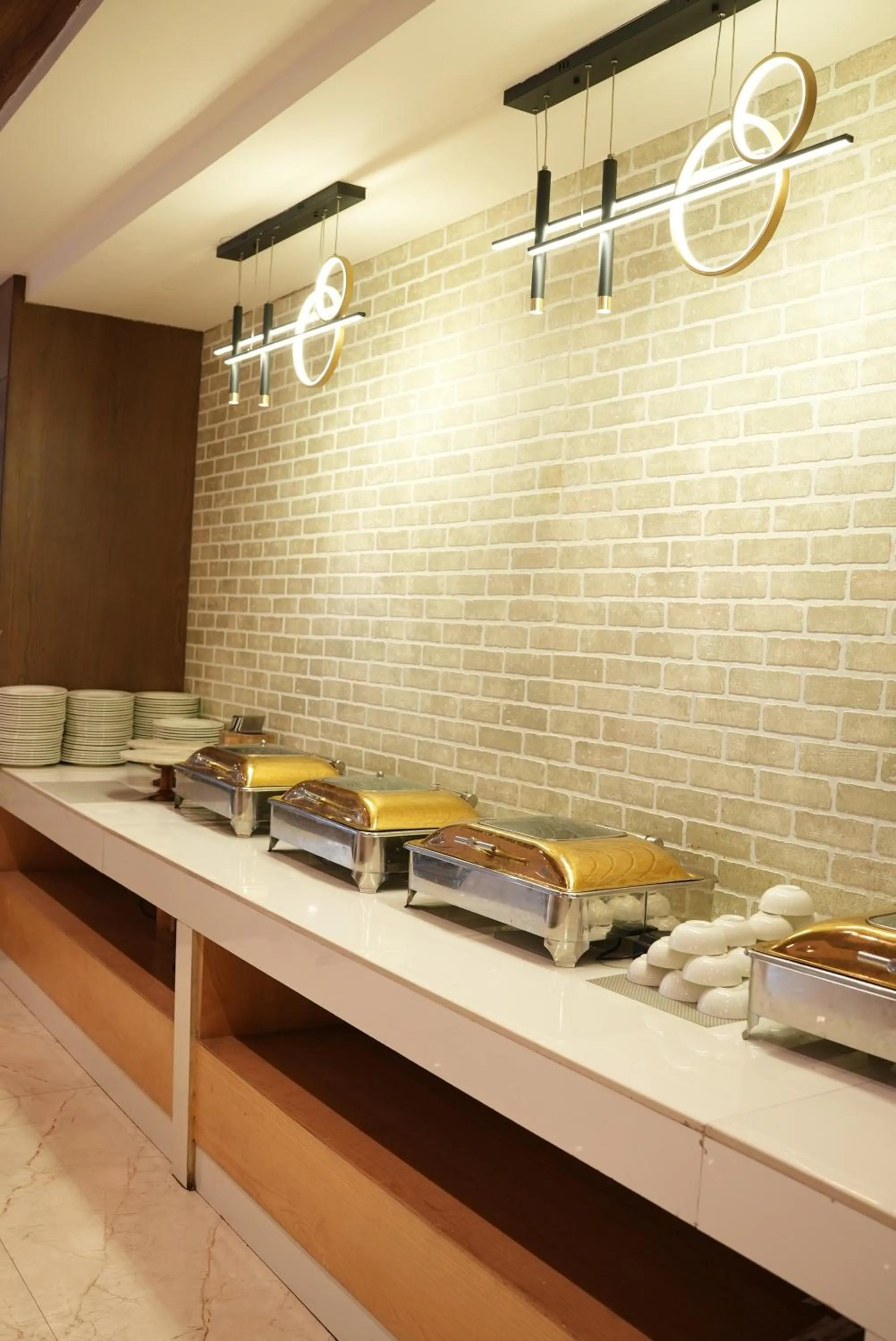 Breakfast in Quality Inn Elite Levelup Boutique