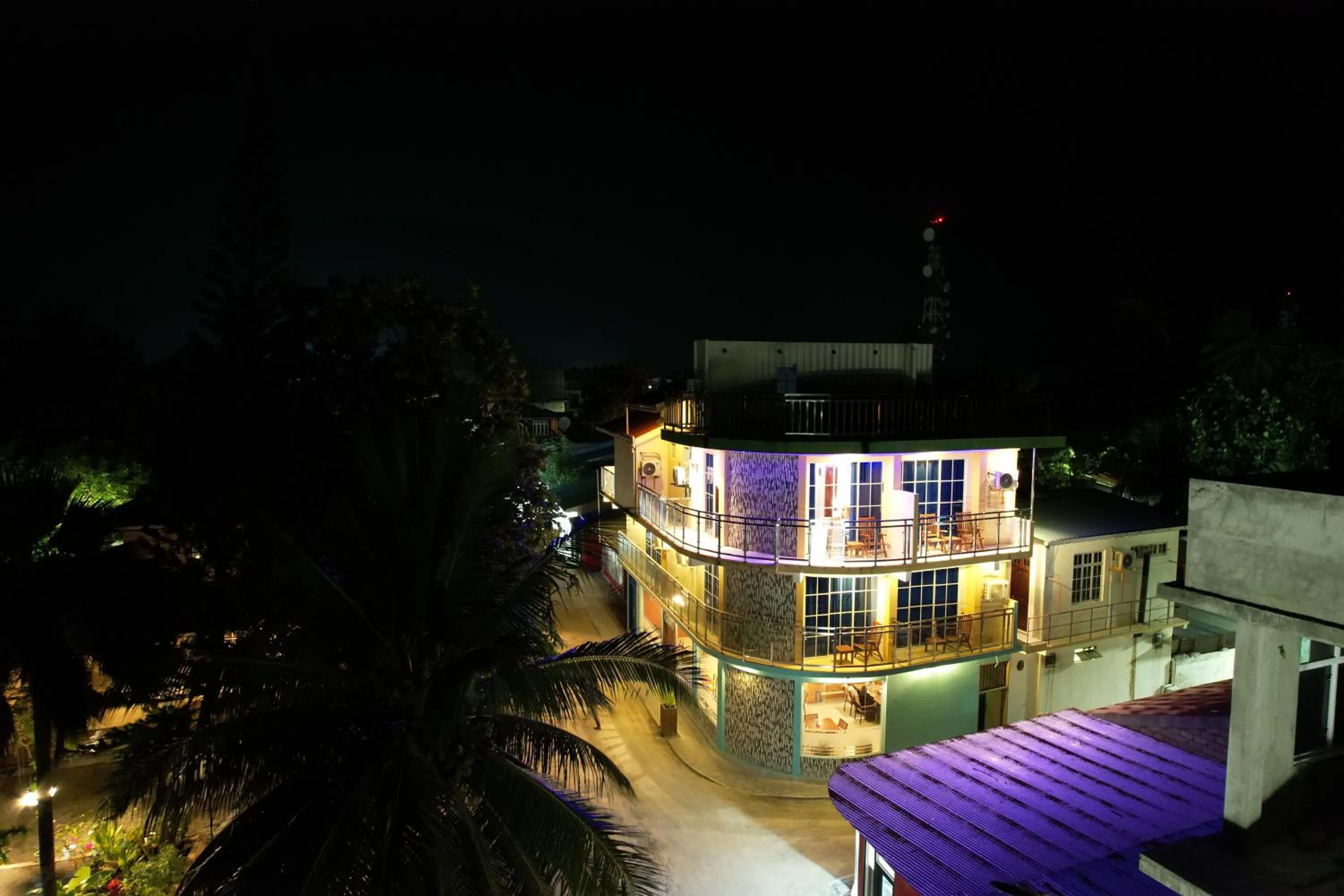 Property building in Maaniya Palace