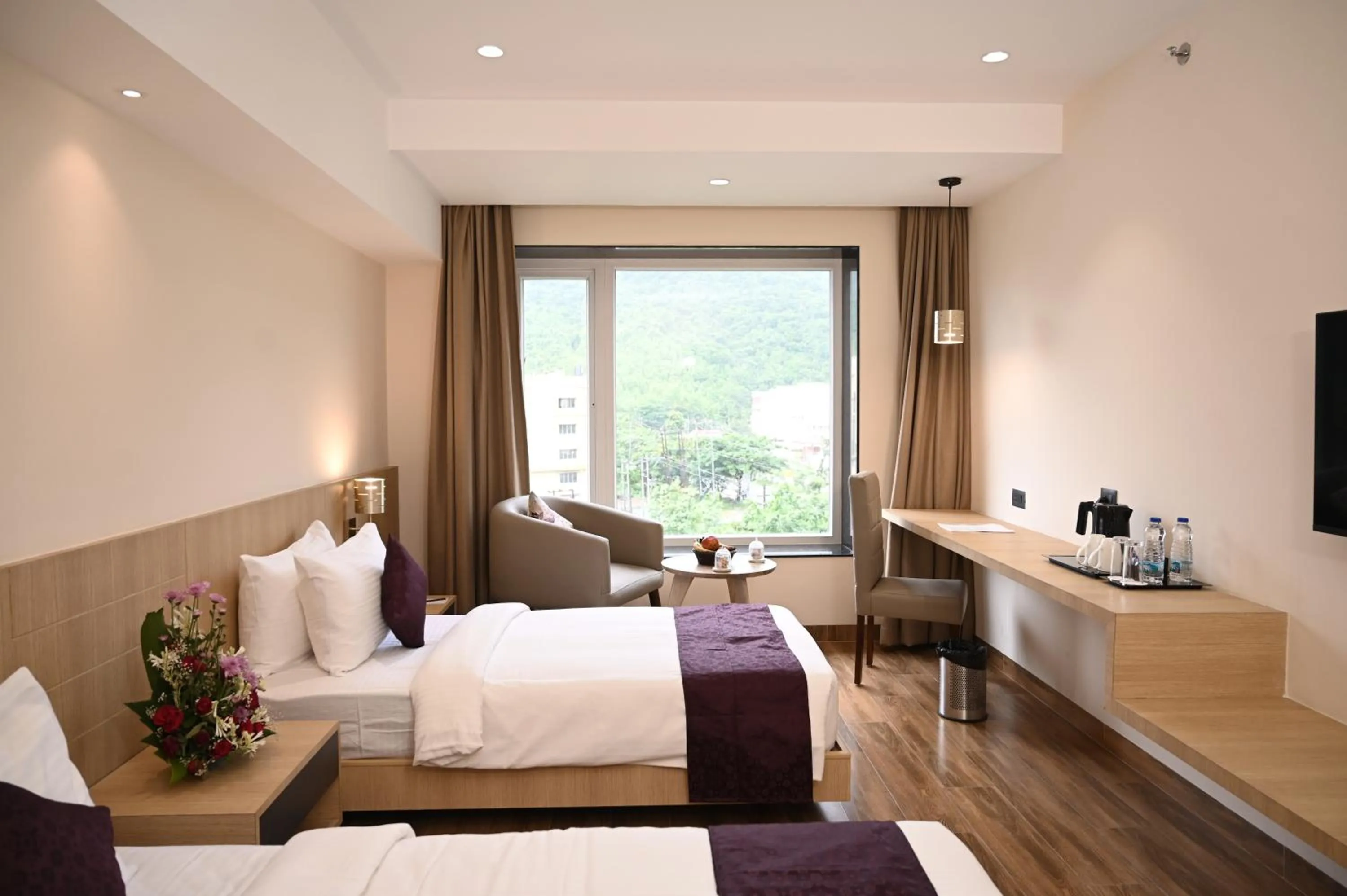 Bedroom, Bed in Sachika Hotels, Guwahati