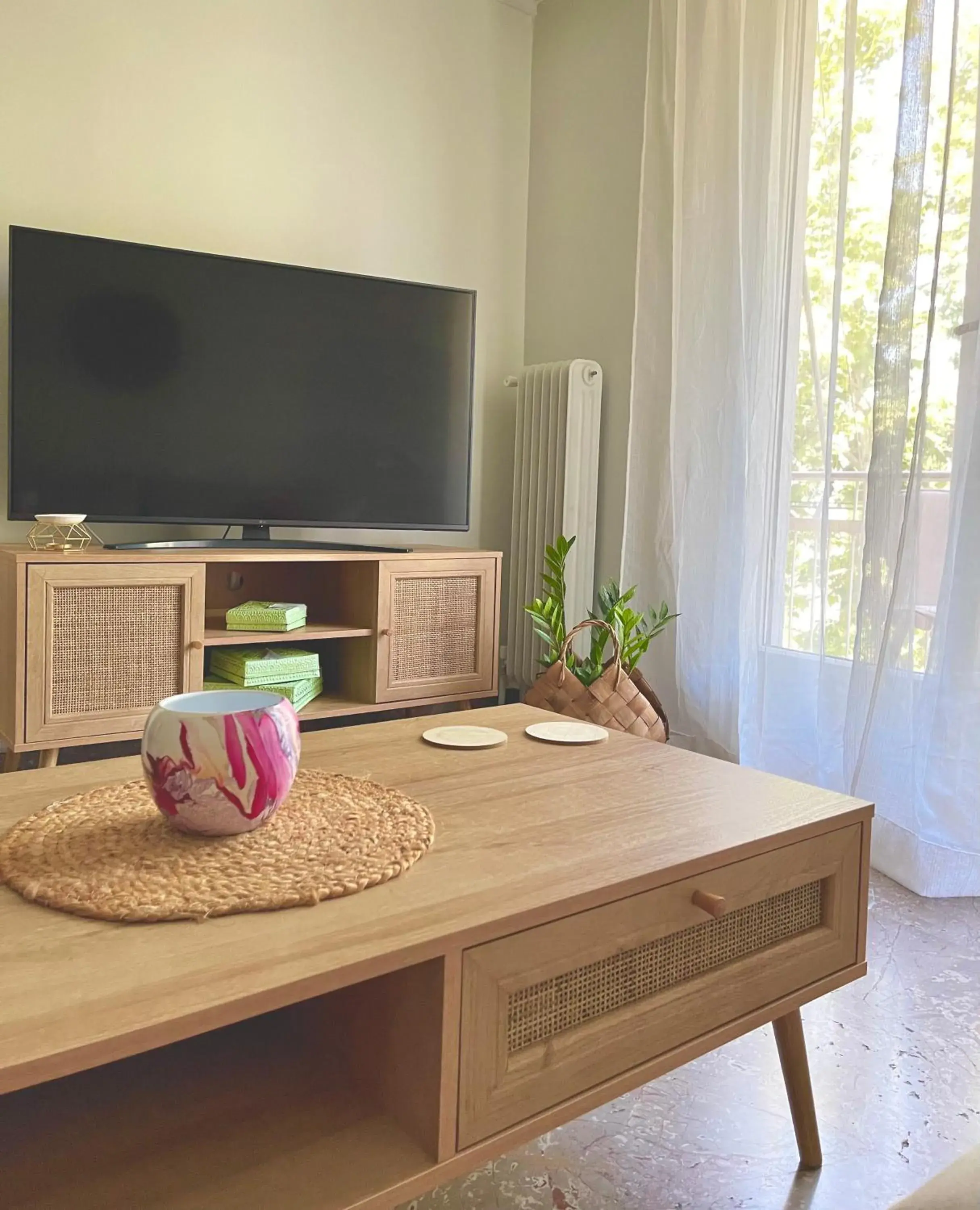 One-Bedroom Apartment in Athens Modern Living by YHA One-Bedroom Apartment in Athens Modern Living by YHA