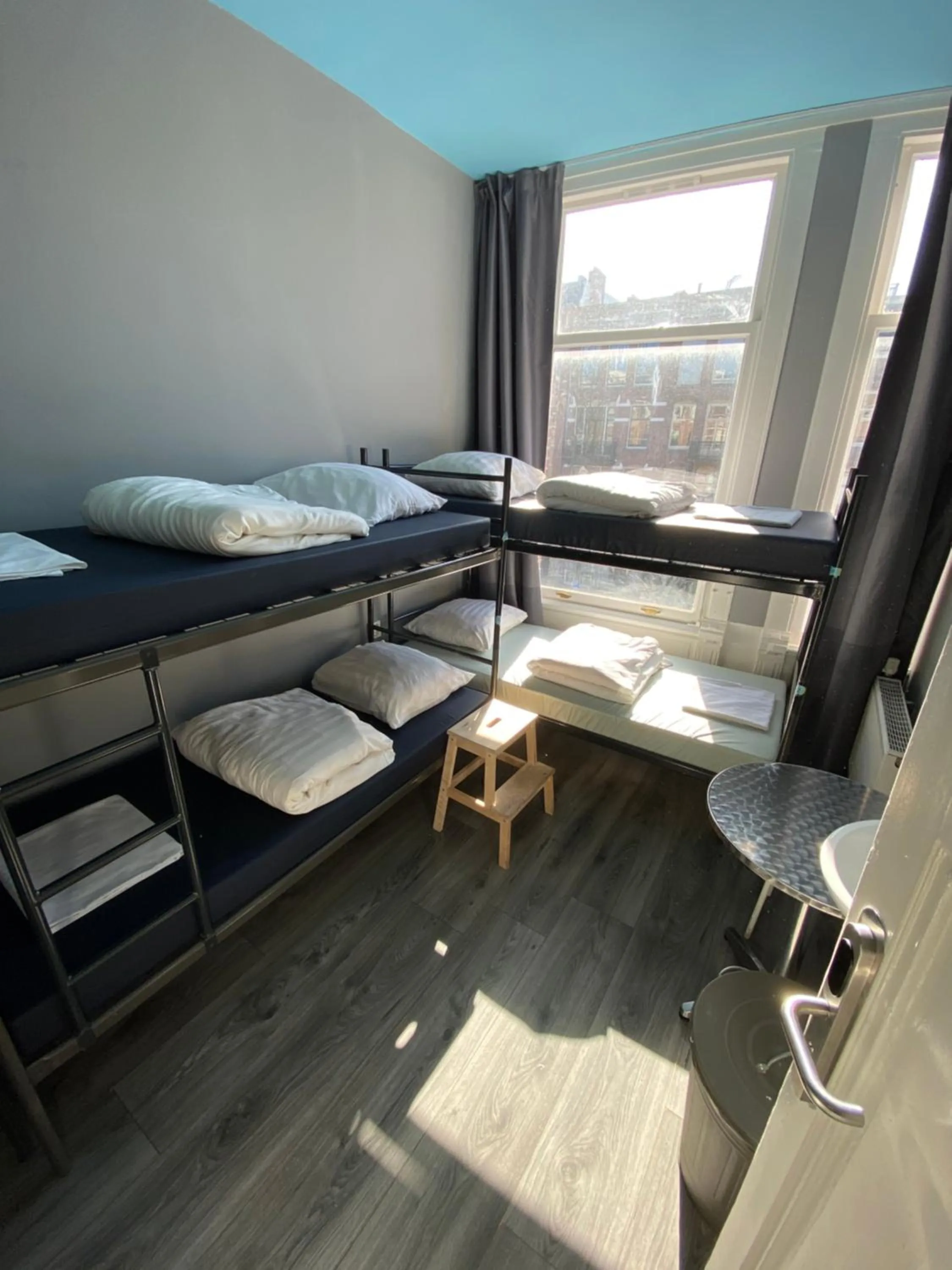 bunk bed in Hostel Cosmos Amsterdam