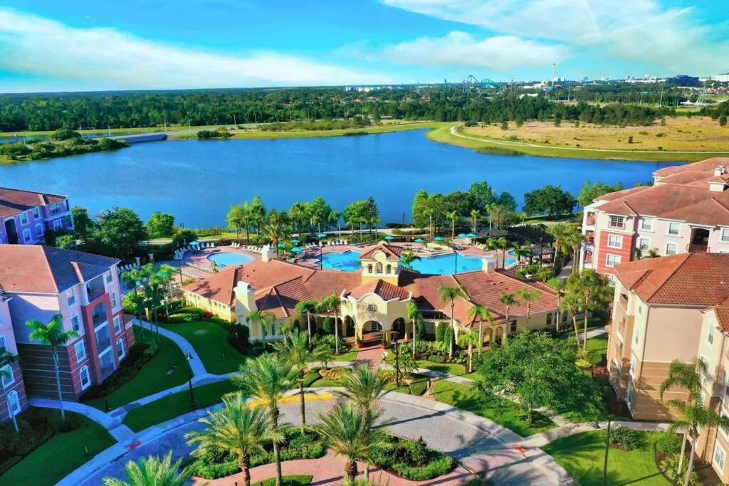 The Epic Lisbon Vista Cay Orlando
