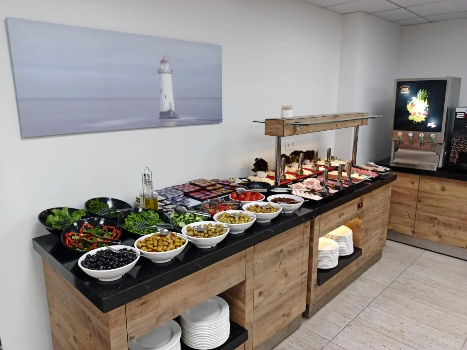 Buffet breakfast in C Suites Antalia Airport