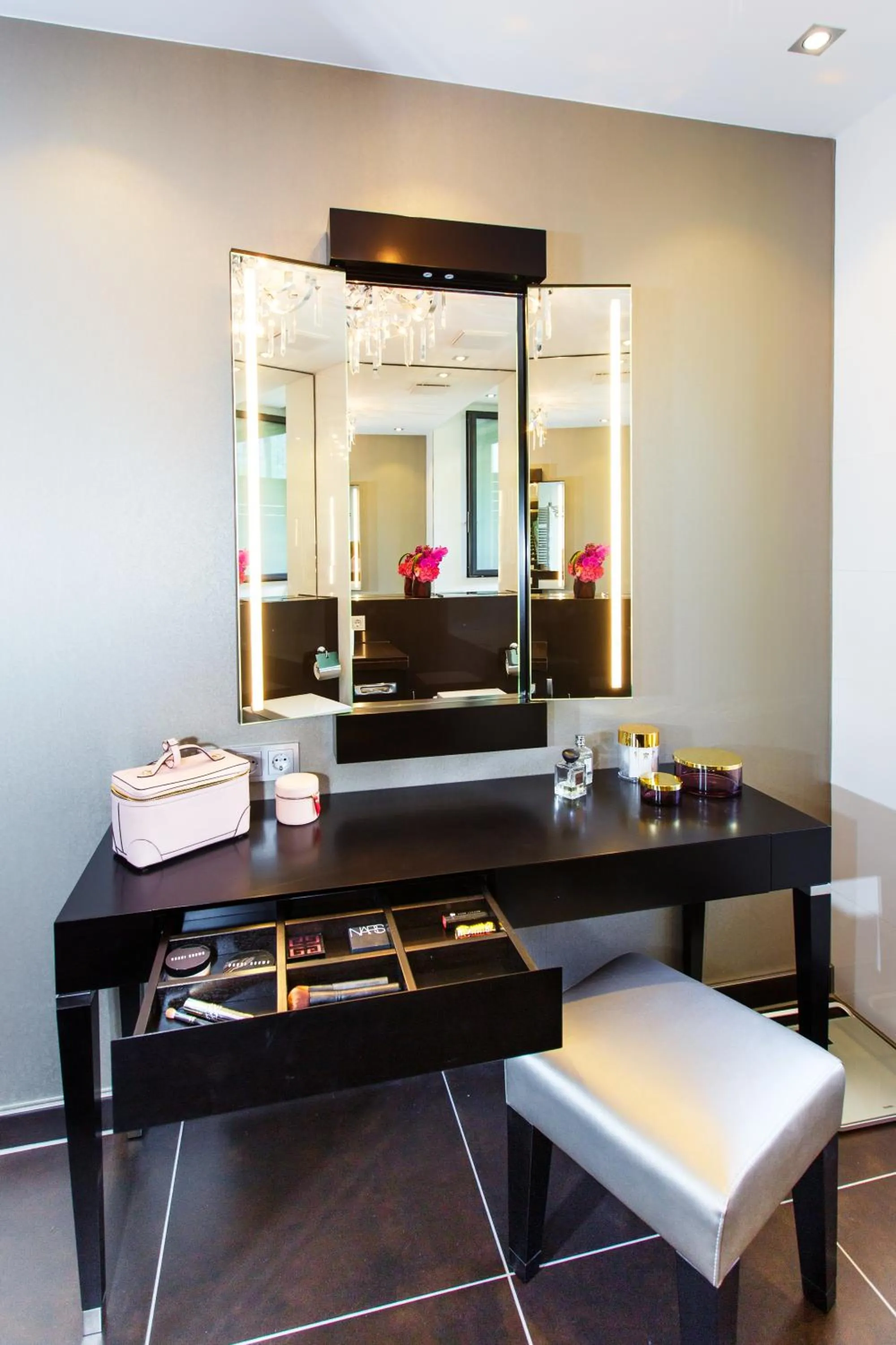 Bathroom in Relais & Châteaux Hotel Burg Schwarzenstein