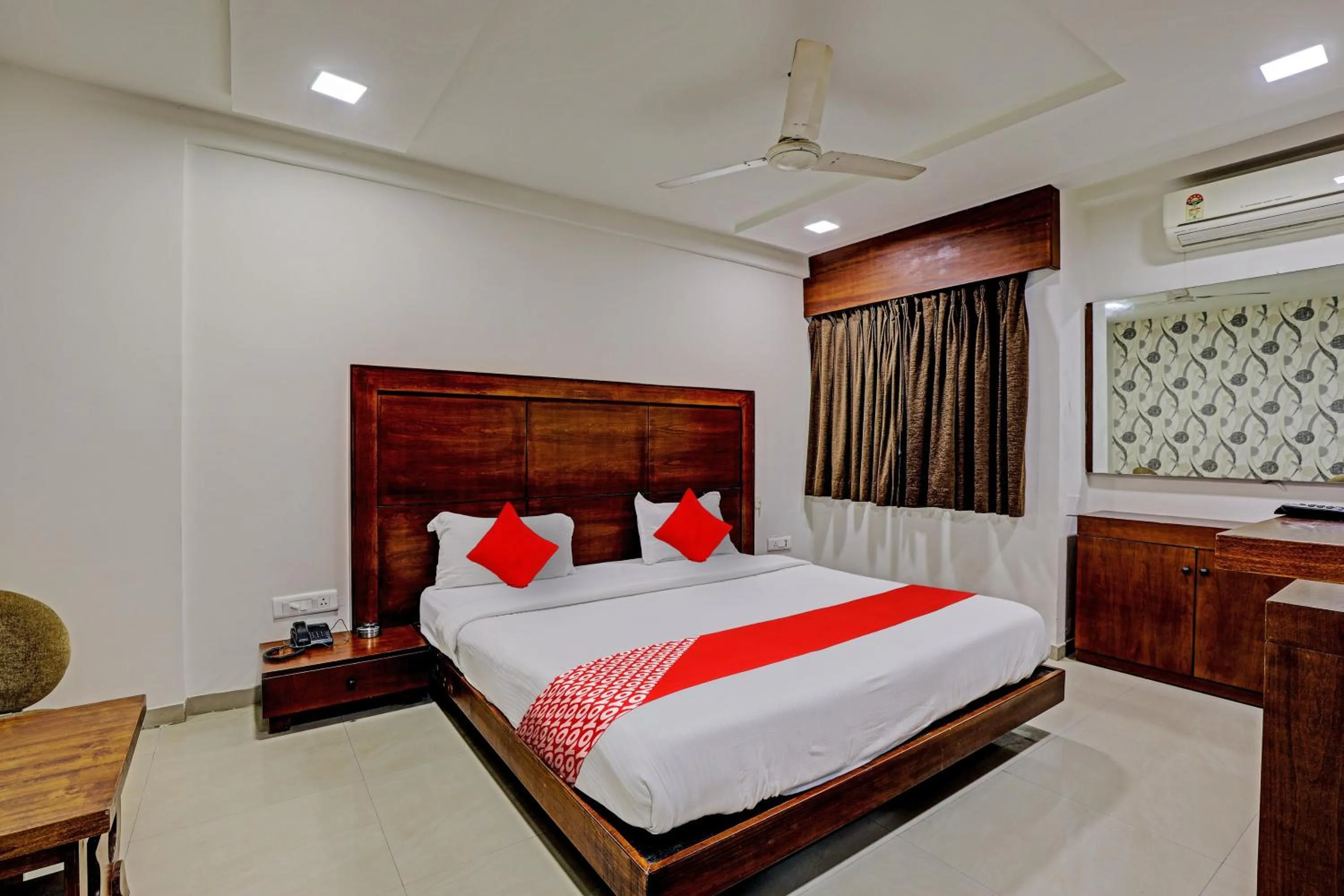 Bedroom in Collection O Jal Sagar