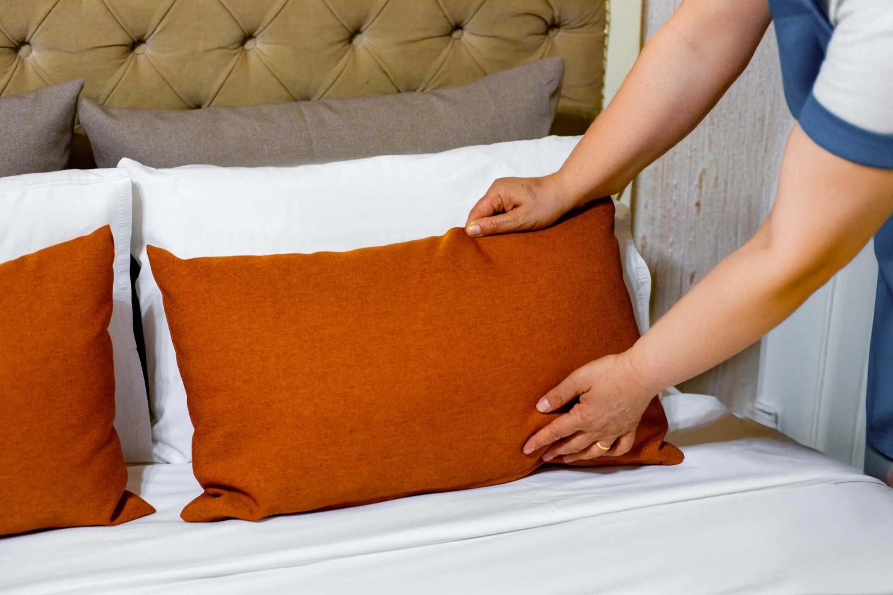 room service, Bed in Alhambra Apart Hotel