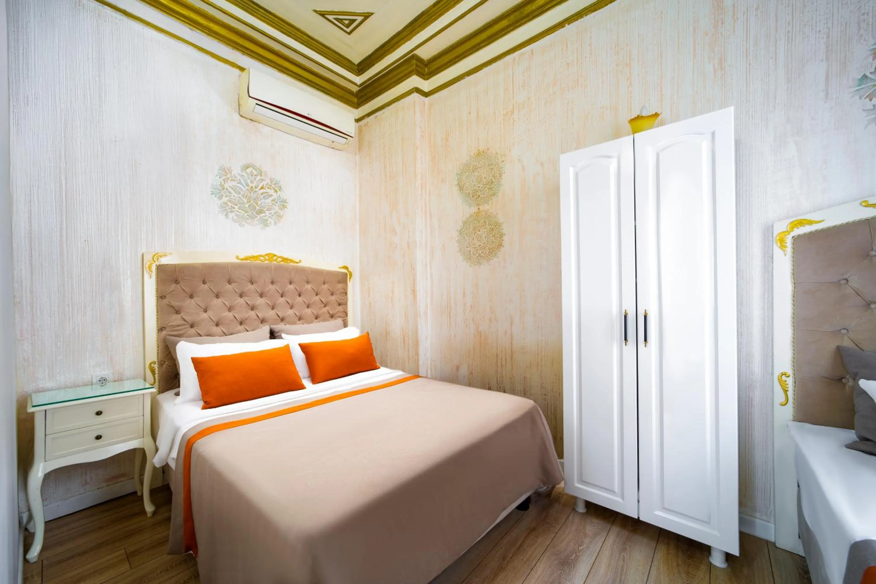 Bedroom, Bed in Alhambra Apart Hotel