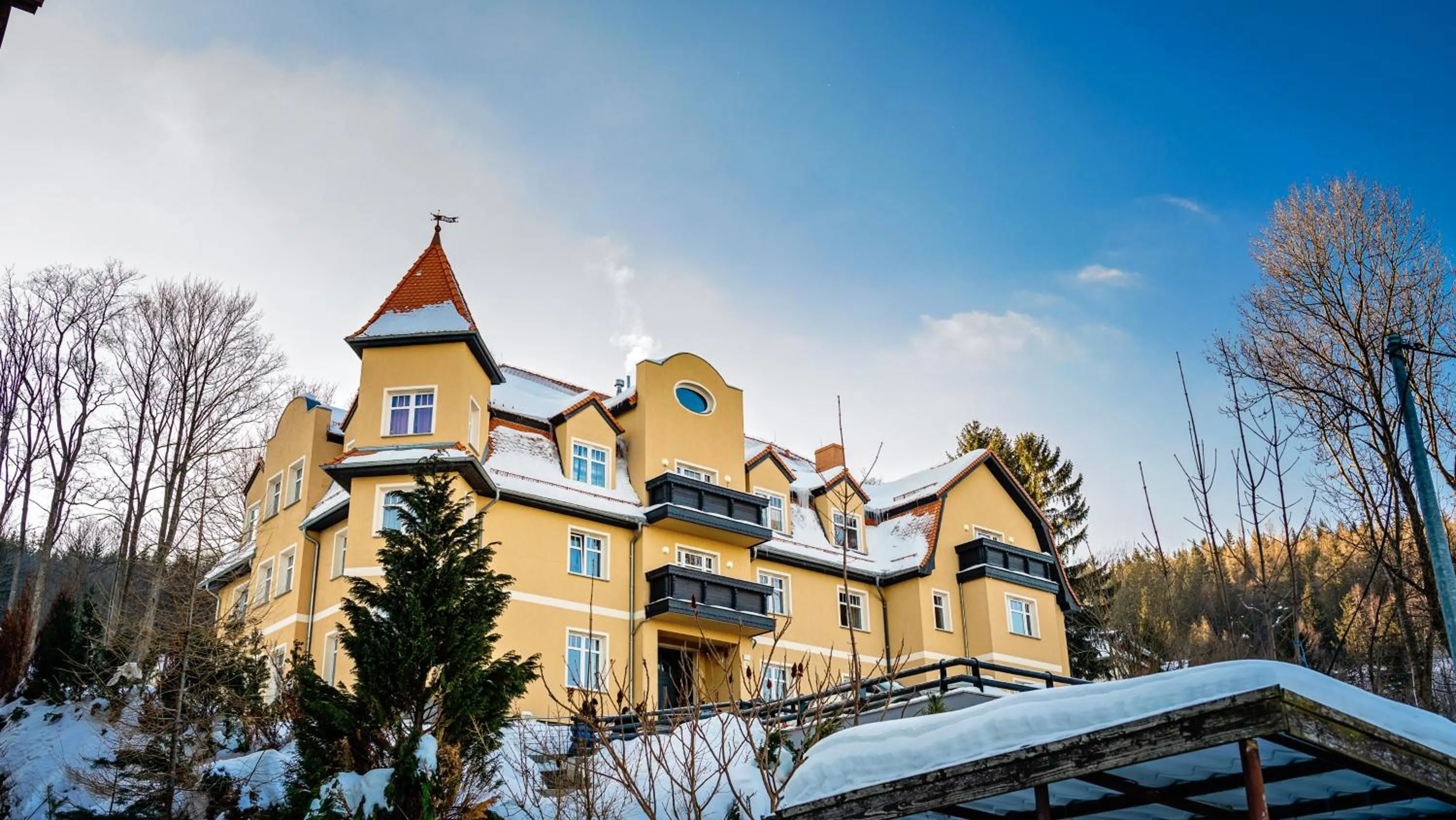 Property building in Karpacz Sucha, Sun & Snow
