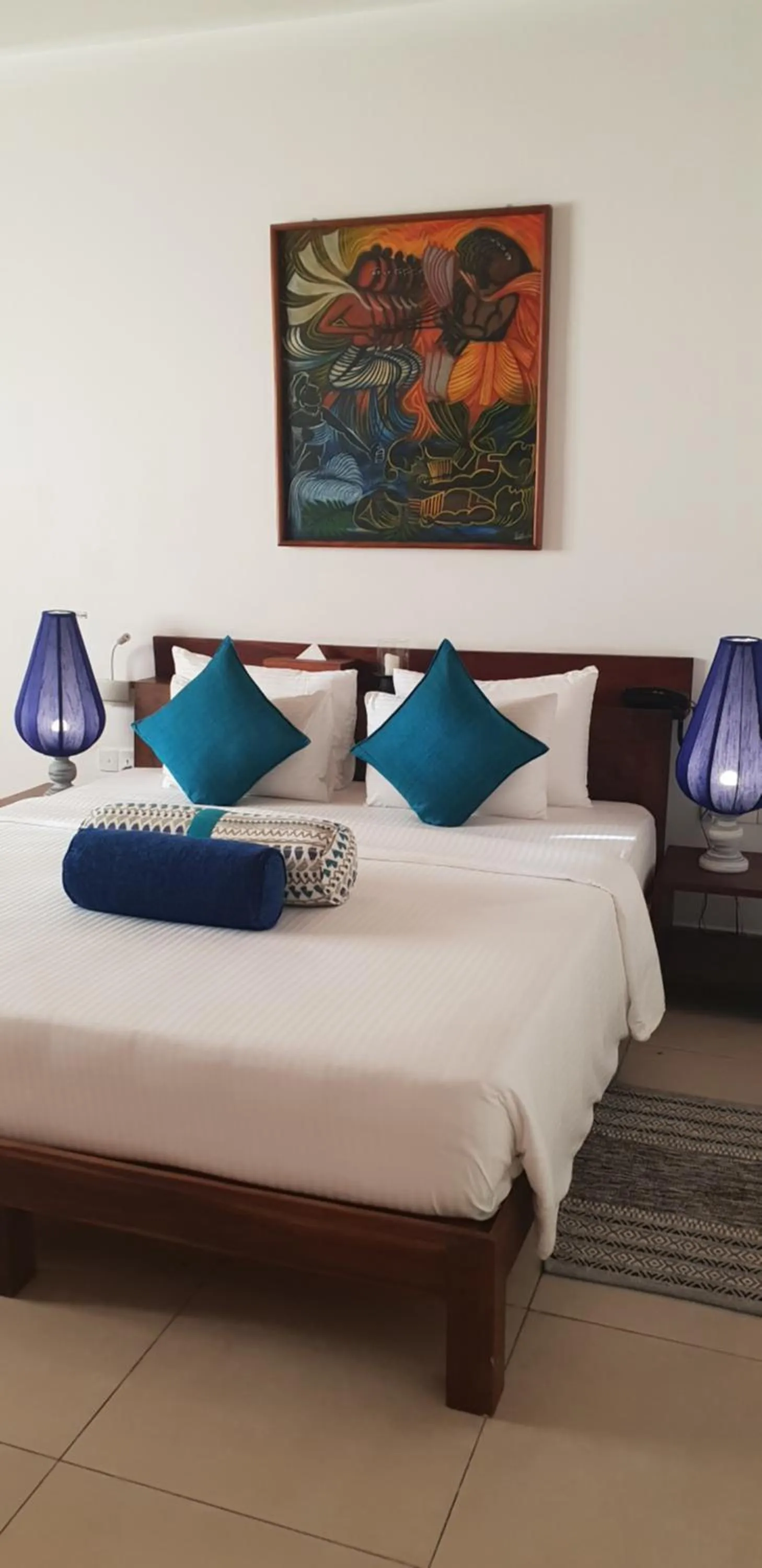 Bedroom, Bed in Rockside Cabanas Hotel