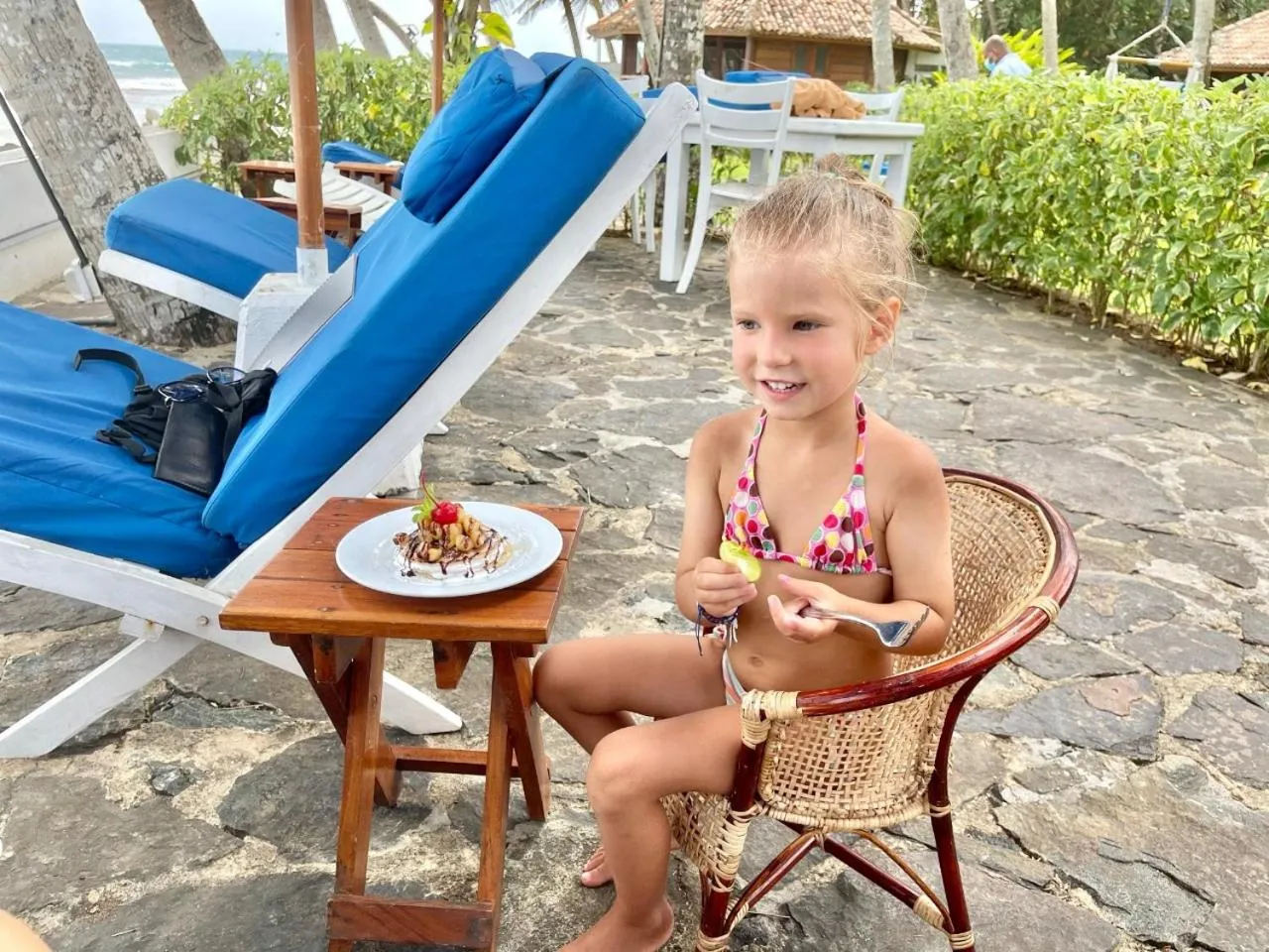 Rockside Cabanas Hotel