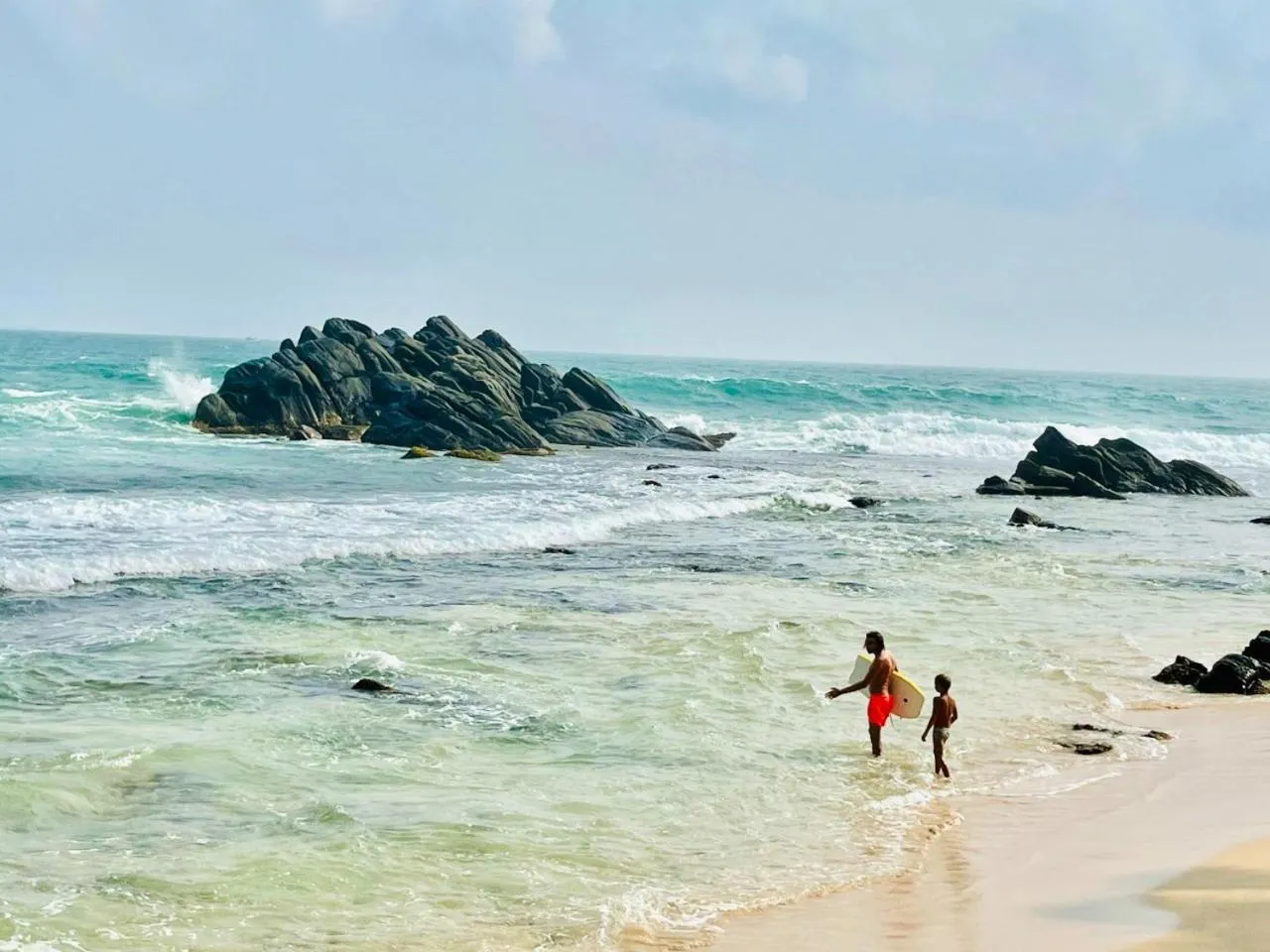 Rockside Cabanas Hotel