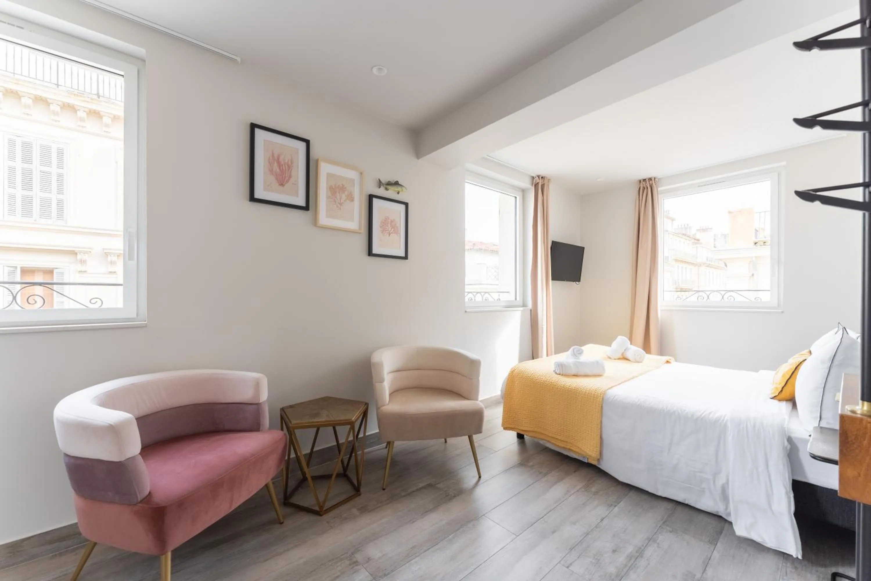 Bed in PARADISE Earth & Sea