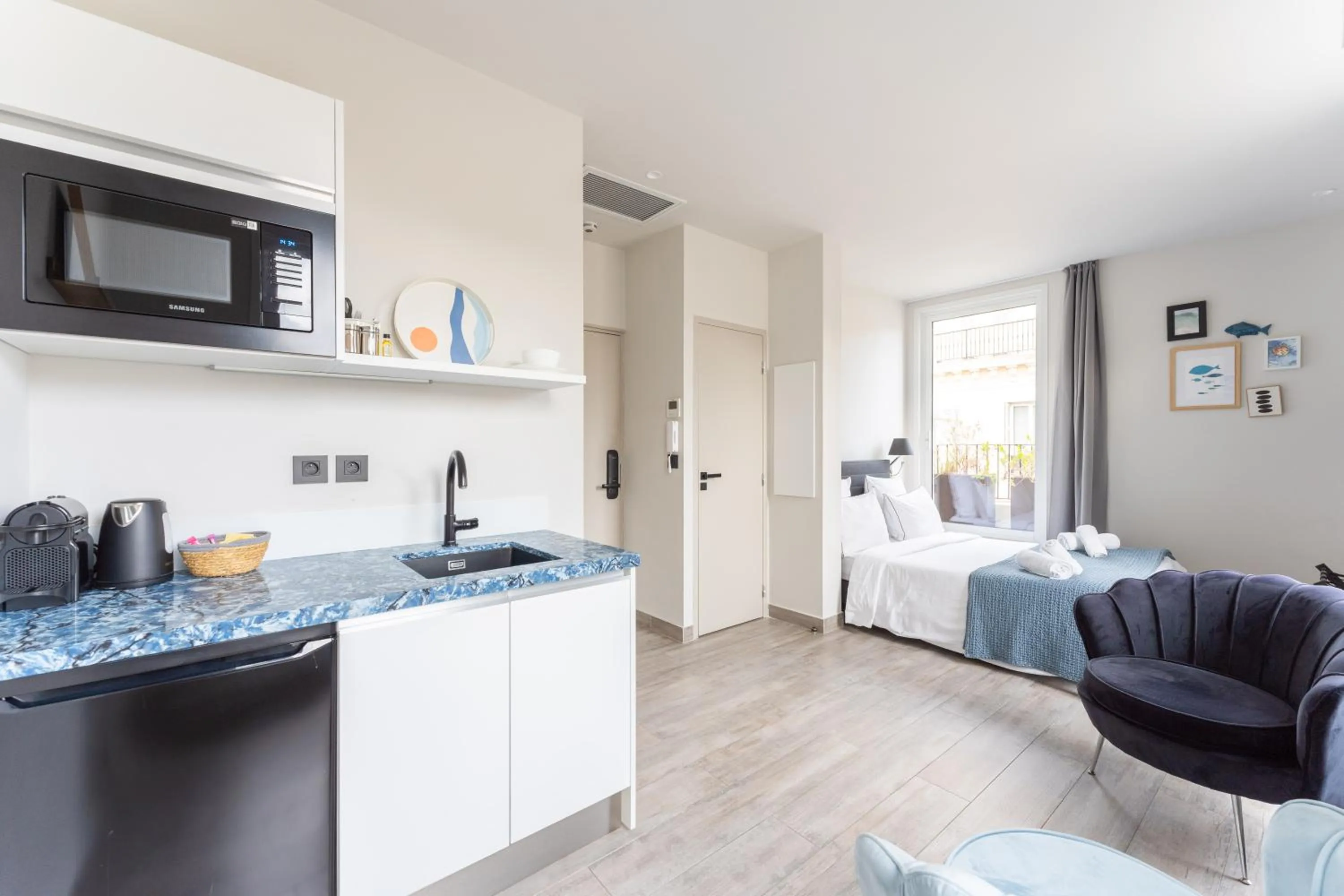 Bed in PARADISE Earth & Sea