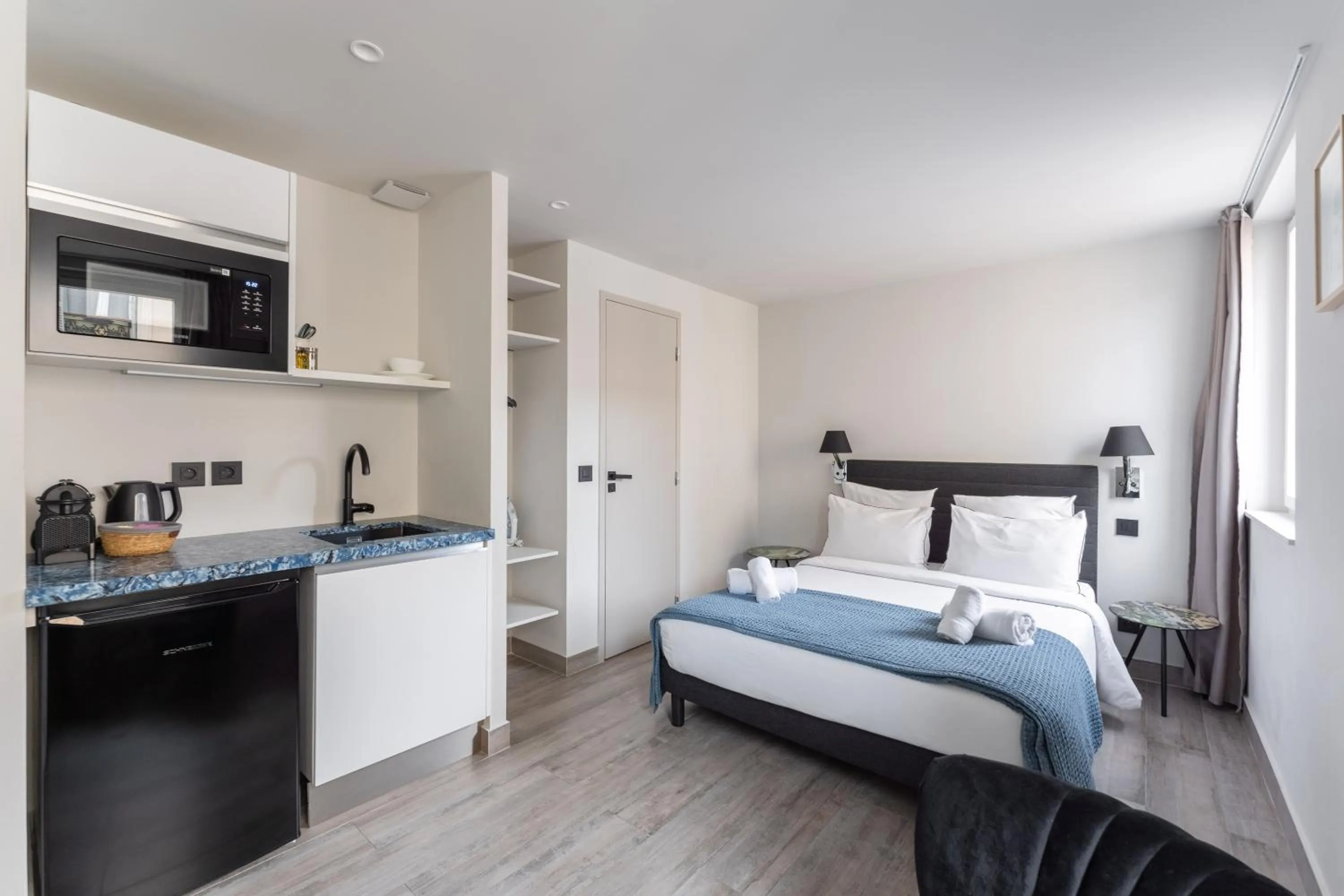 Bed in PARADISE Earth & Sea