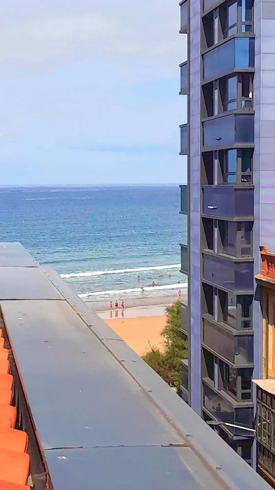 Ático con terraza en playa de San Lorenzo Ático con terraza en playa de San Lorenzo