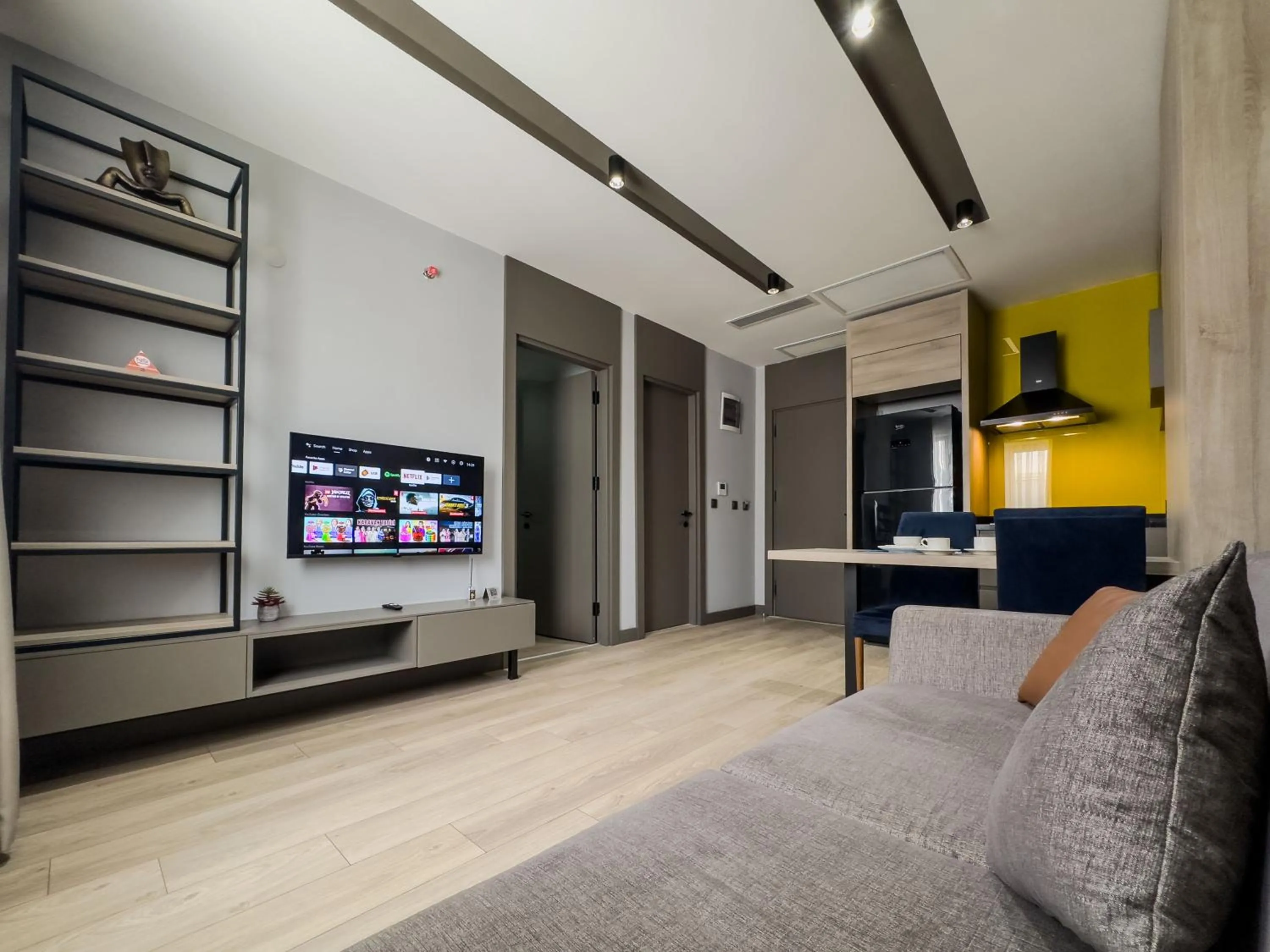 Loft Suite in Leaf River Suites