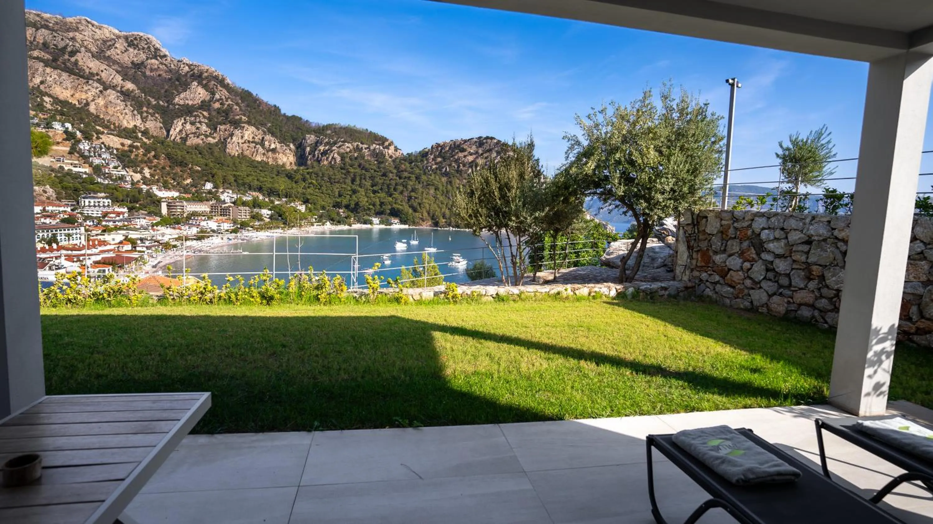 Patio in Z-Villas Beach Hotel