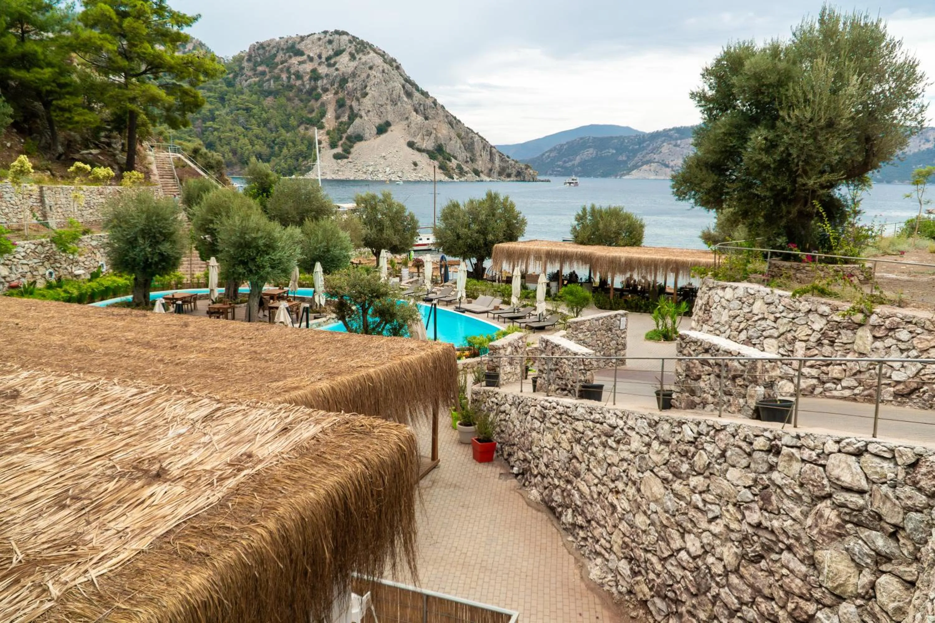 Restaurant/places to eat in Z-Villas Beach Hotel