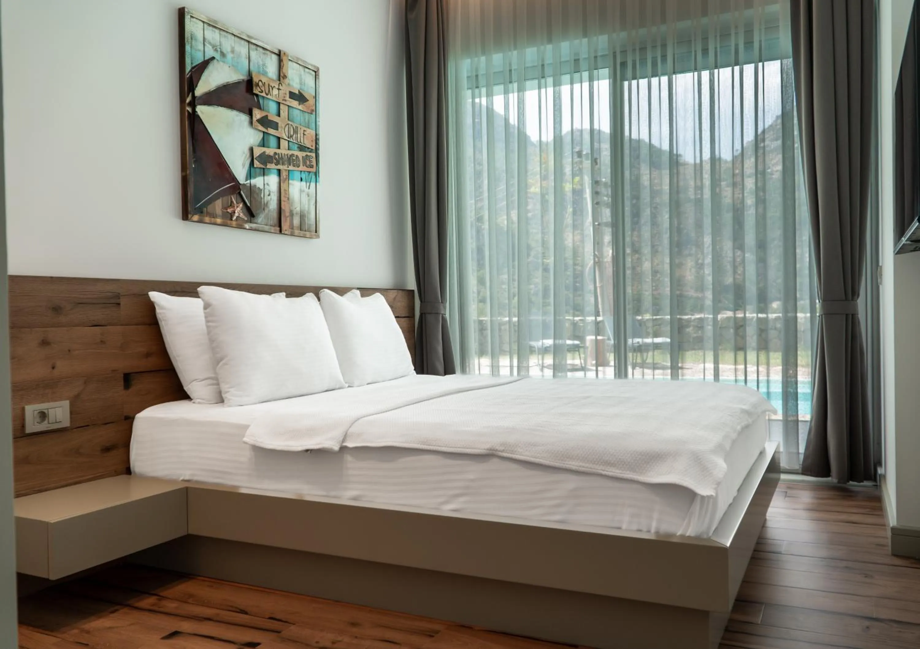 Bed in Z-Villas Beach Hotel