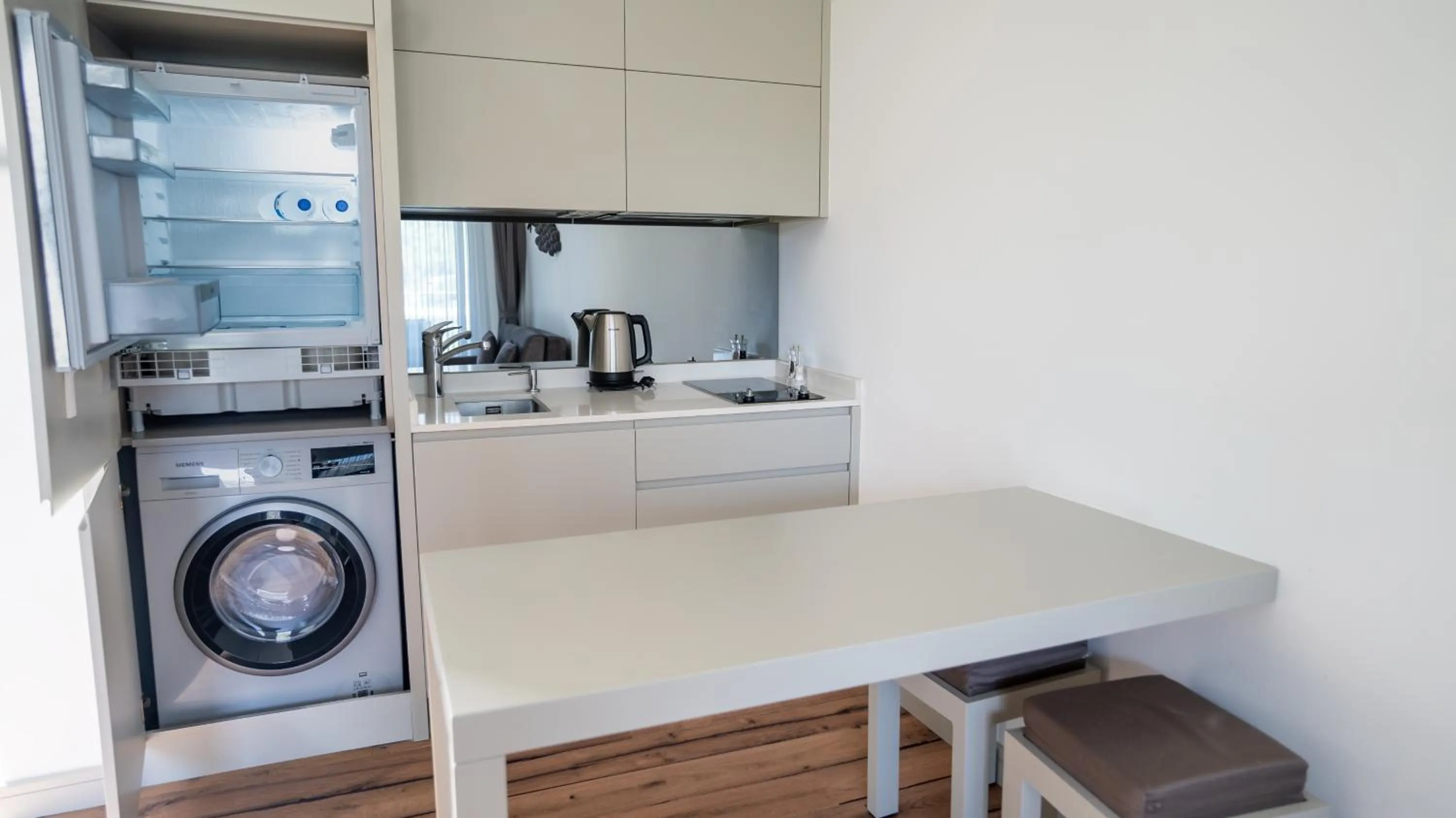 Kitchen or kitchenette in Z-Villas Beach Hotel