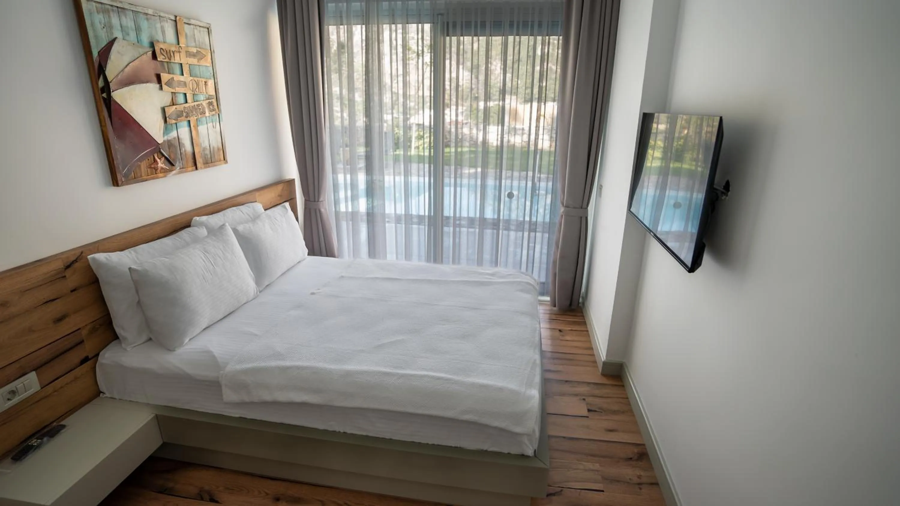 TV and multimedia, Bed in Z-Villas Beach Hotel