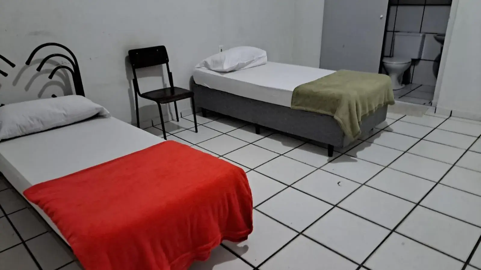 Double Room with Private Bathroom in Hotel economic eldorado Sorocaba Double Room with Private Bathroom in Hotel economic eldorado Sorocaba