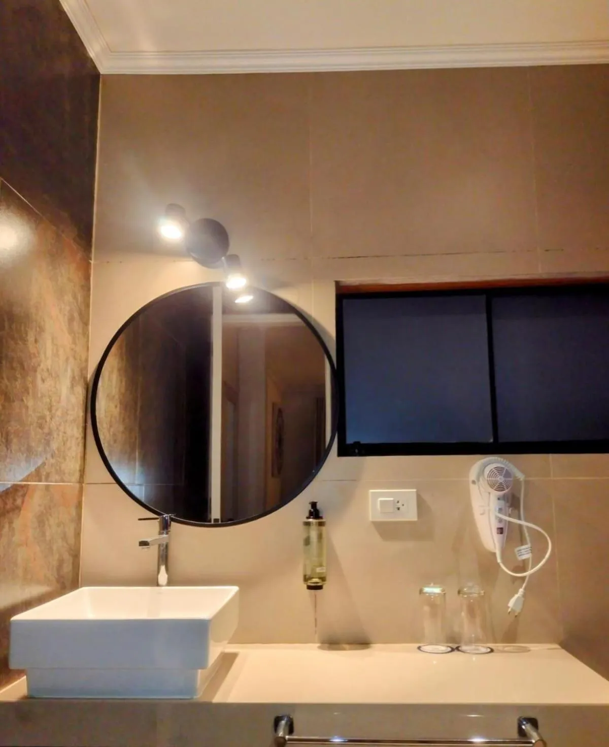 Shower in Blu Hotel Boutique